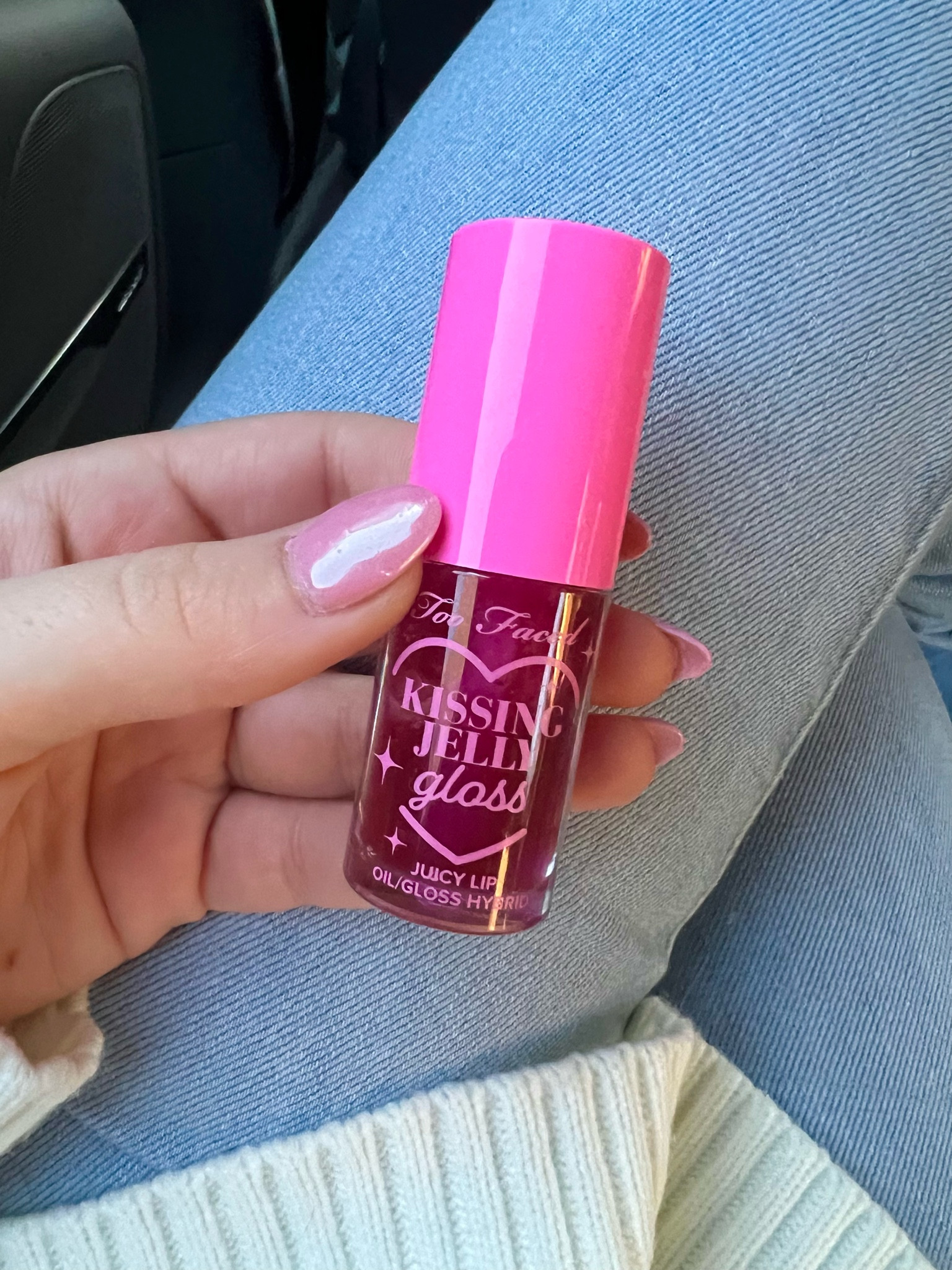 NEW! Too faced kissing jelly lip oils! I bought the raspberry one and I am obsessed with it — will be buying more shades 🙌🏼 The consistency isn’t sticky AT ALL and leaves your lips super hydrated! 

#LTKbeauty #LTKMostLoved #LTKfindsunder50