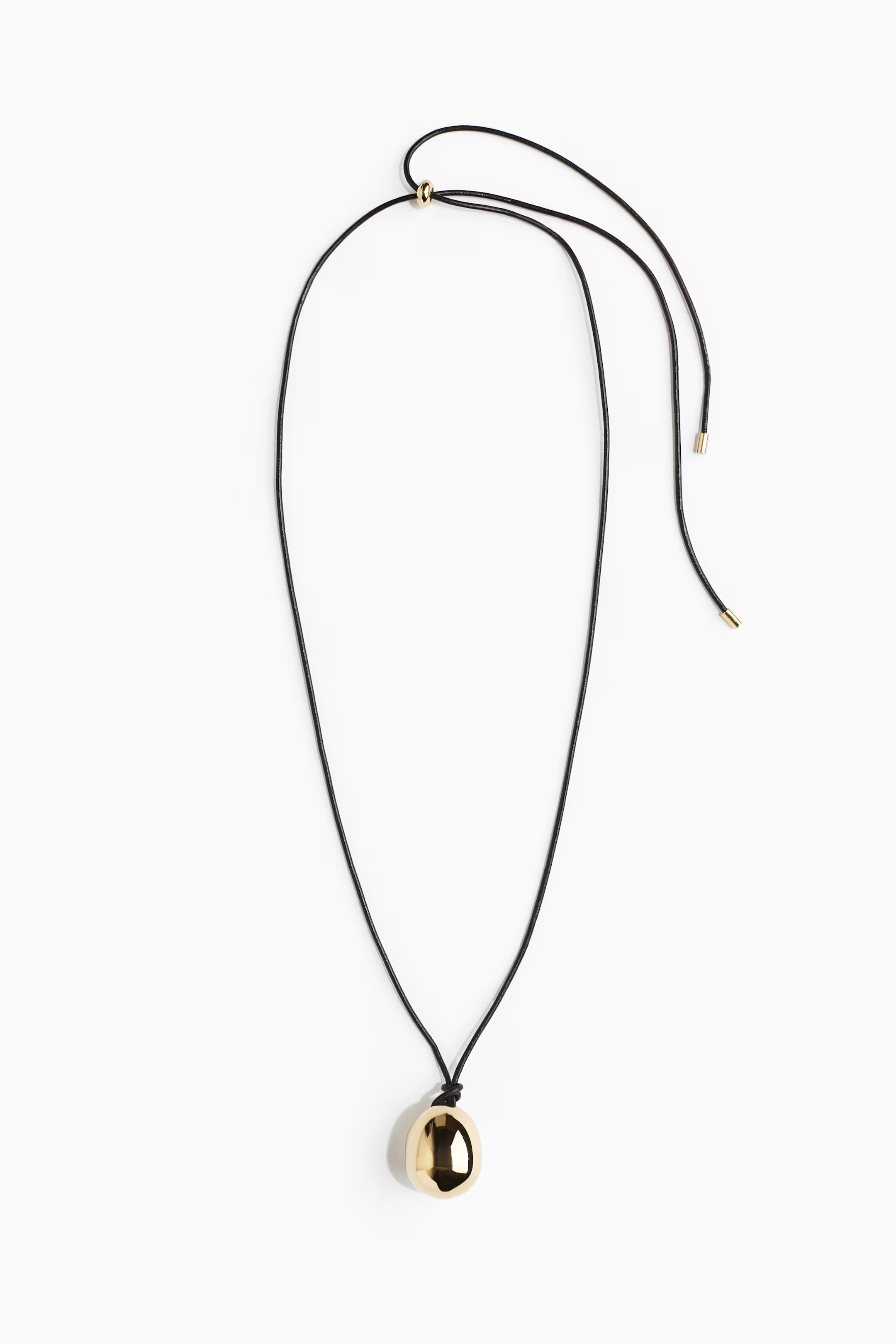 Pendant cord necklace | H&M (UK, MY, IN, SG, PH, TW, HK)