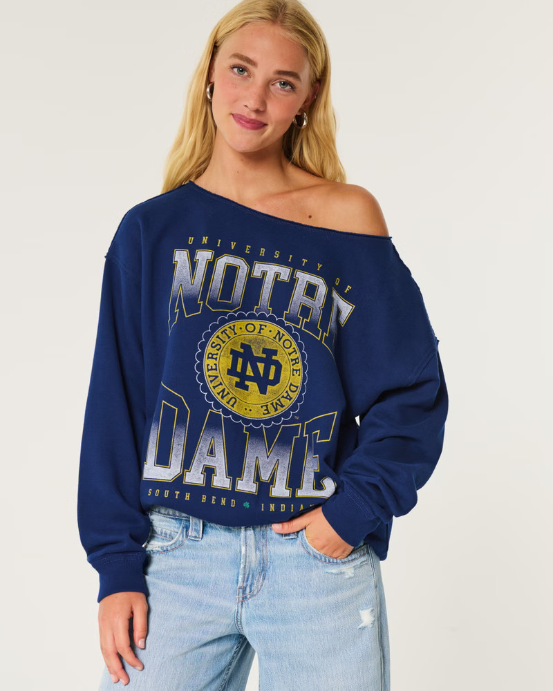 Oversized University of Notre Dame Off-the-Shoulder Sweatshirt | Hollister (US)