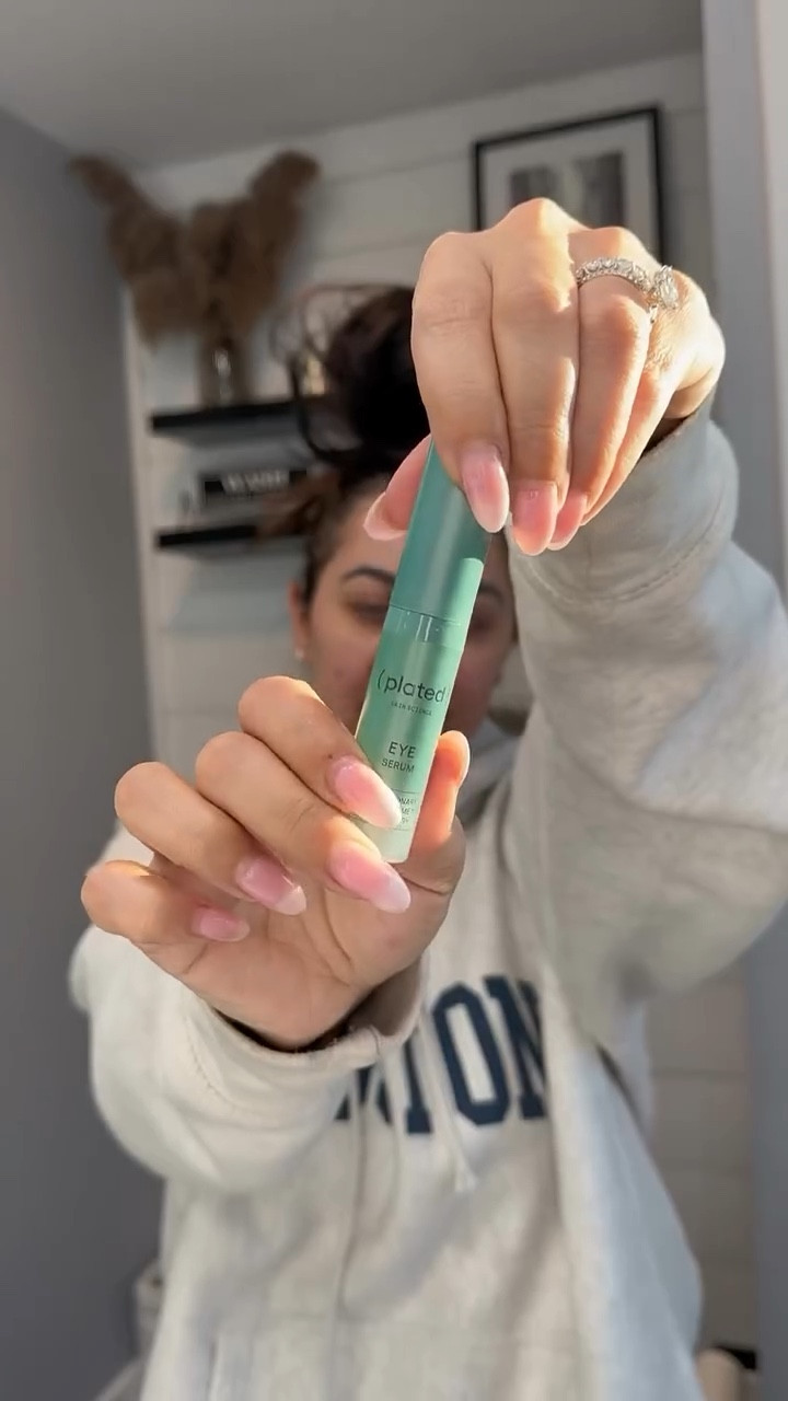 Happy Friday besties!! 🫶🏼 please lmk your favorite nail techs in nj - I’m in desperate need!

Realistic mom routine, real mom life, New Jersey mom, mom of two, new puppy mom, Millenial mom content, before school routine 

@nativepet @meetmaev @oatsovernight @dotspretzels @ithacahummus @tatcha @platedskinscience @briogeo @alaninutrition @soldejaneiro @brumate @canonusa @dji @rayban @sunglasshut @aritzia @amazon @aerie