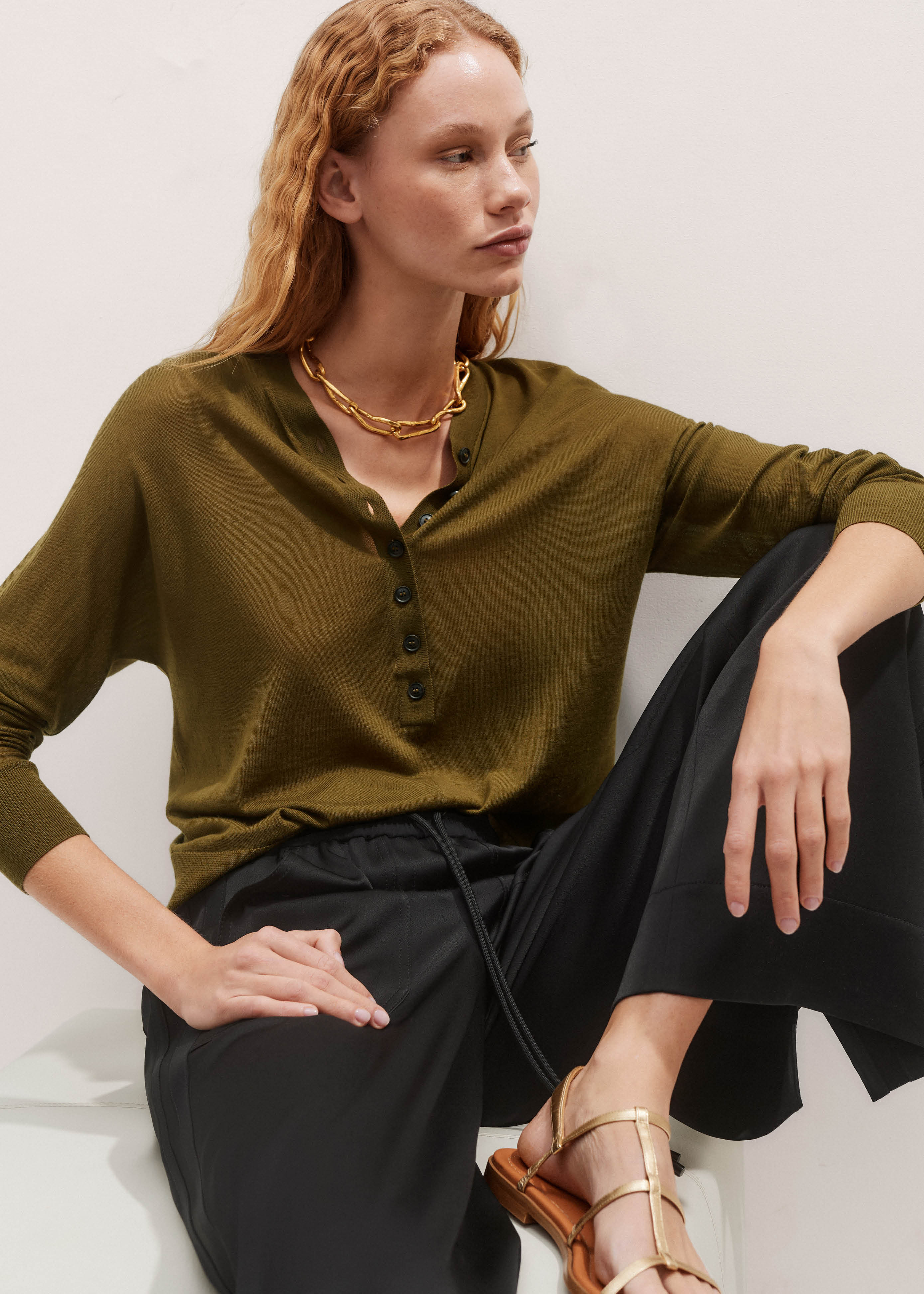 Women's Green Ultrafine Luxe Merino Relaxed Henley Sweater | ME+EM | ME+EM US