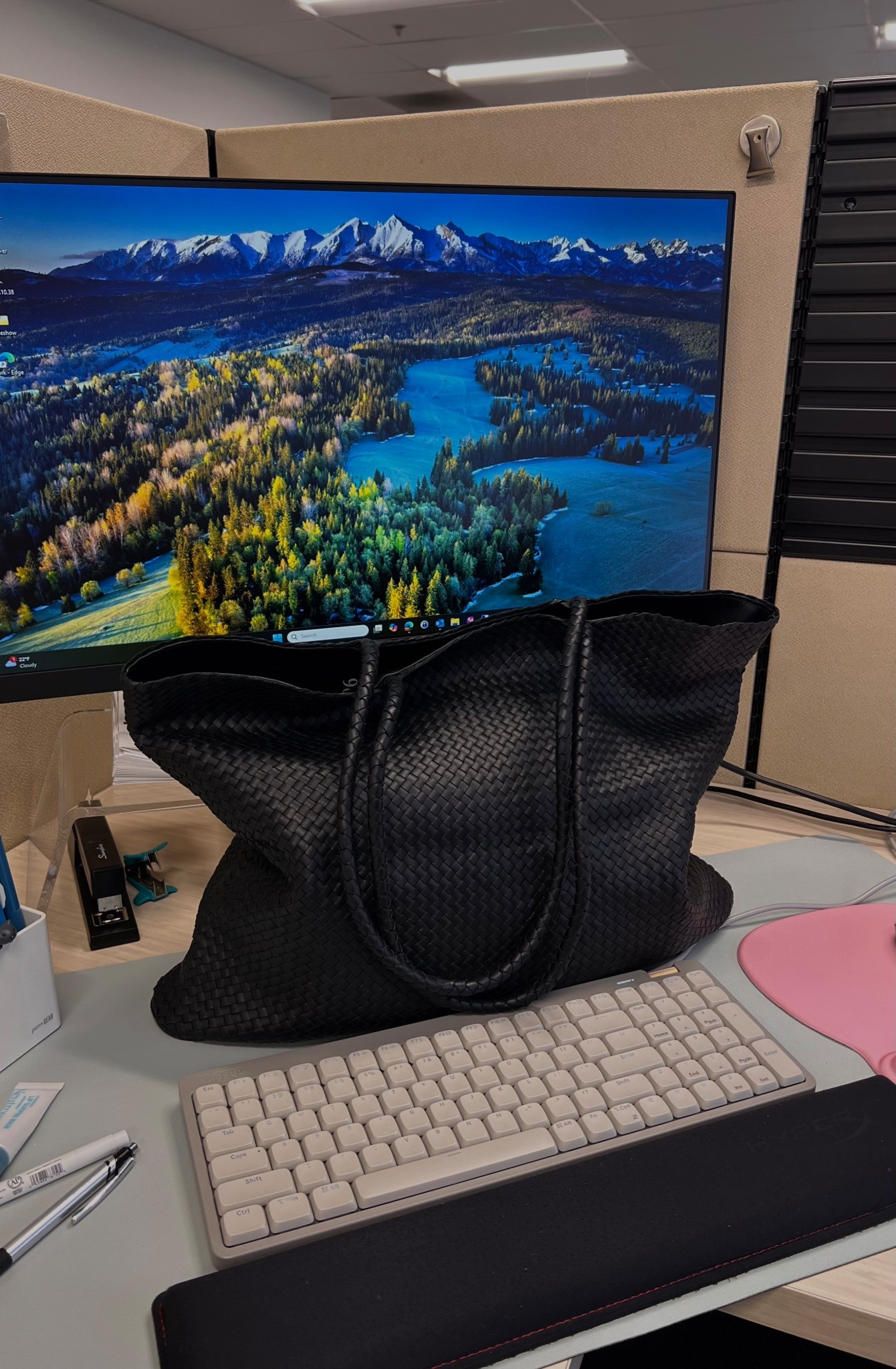 perfect work tote!

#LTKootd #LTKdayinmylife #LTKWorkwear