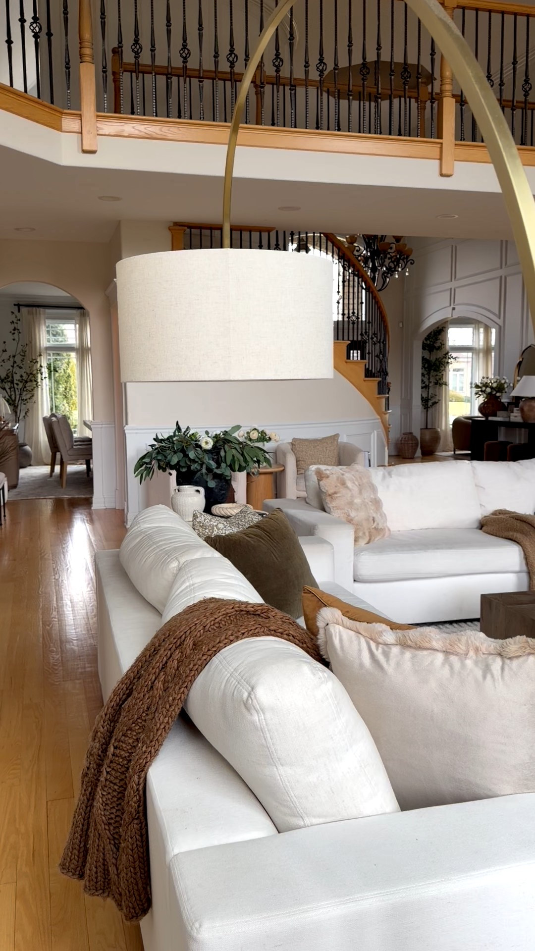 This living room came together with a few intentional pieces — but the sofas are the real anchor.
Soft, timeless, and comfortable enough for everyday living ✨

🤍 Both sofas are on sale right now, which is rare — I’ve linked them along with the rest of the room favorites.
If you’ve been waiting for the right time, this is it.

Shop the full space below ↓

#LTKSaleAlert #LTKHome