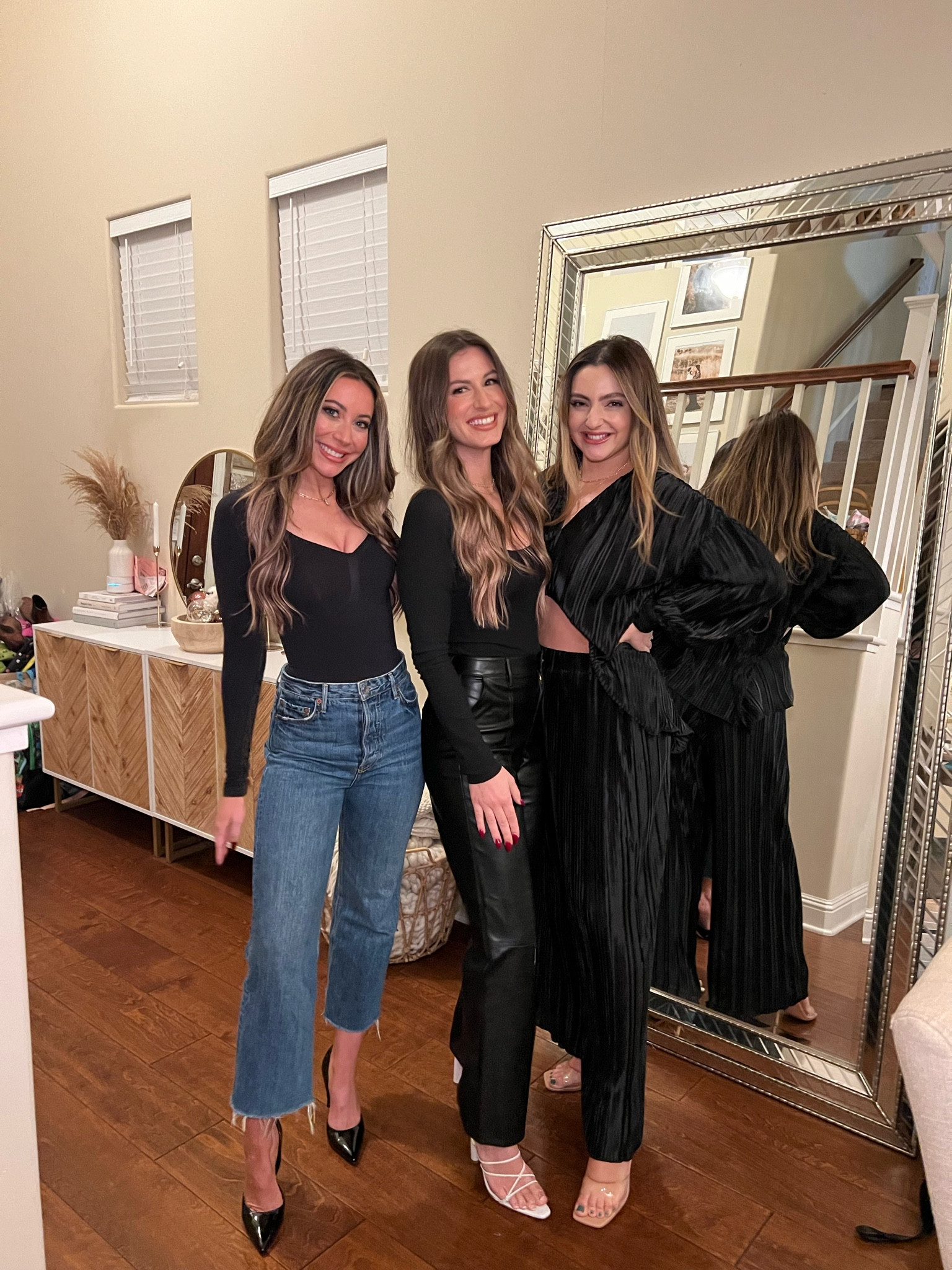  Bodysuit SNATCHES! I’m in a small and the compression is 👏🏼 but if you want more room size up! 

#LTKSeasonal #LTKfindsunder100 #LTKshoecrush