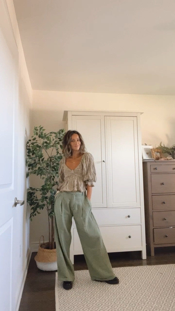 Fall trouser look with my favourite trousers. This look is perfect for thanksgiving or even workwear! 

#LTKSeasonal #LTKshoecrush #LTKstyletip