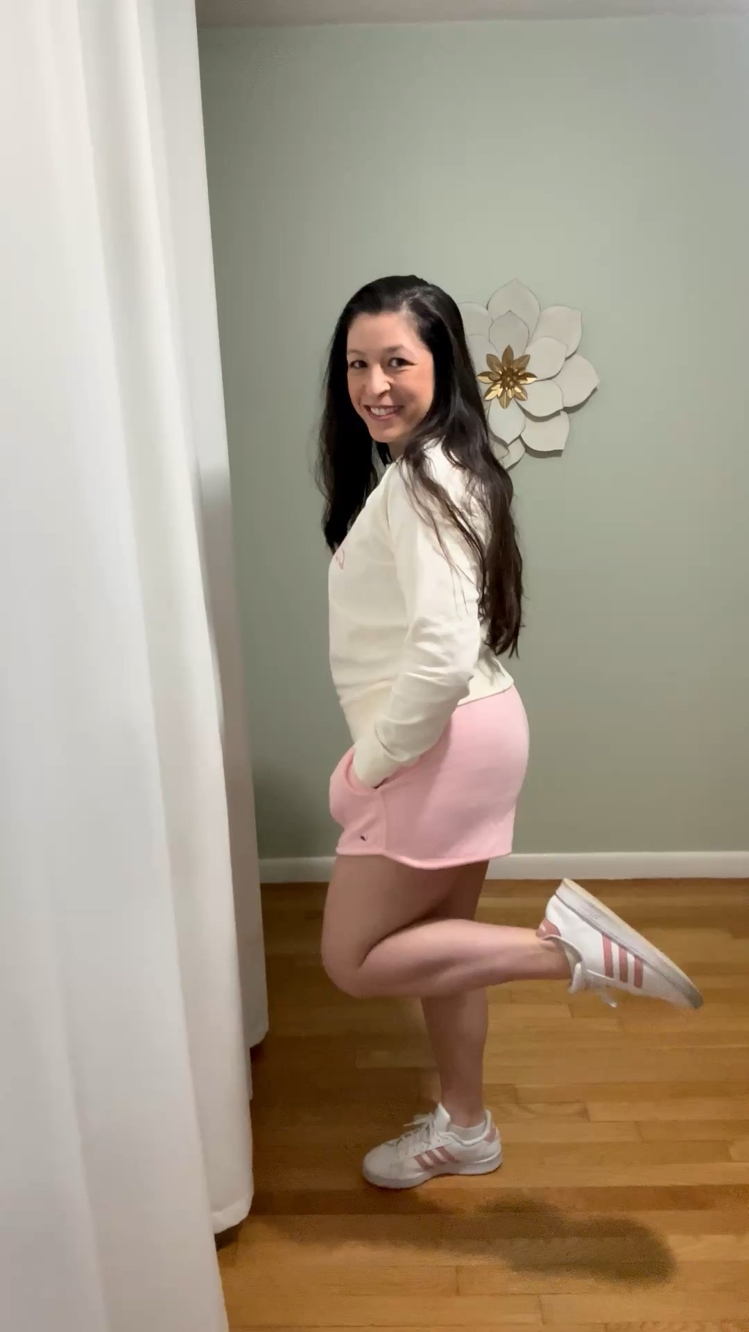Dreaming of spring in this cozy fit

#LTKdayinmylife #LTKmomlife #LTKootd