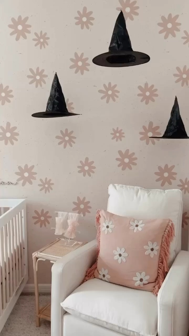 An easy DIY to make any kids room “spooky cute” 👻🎀✨ 
#halloween #halloweendecor #babygirl #nursery #nurserydecor #fall 

#LTKSeasonal #LTKbaby #LTKfamily