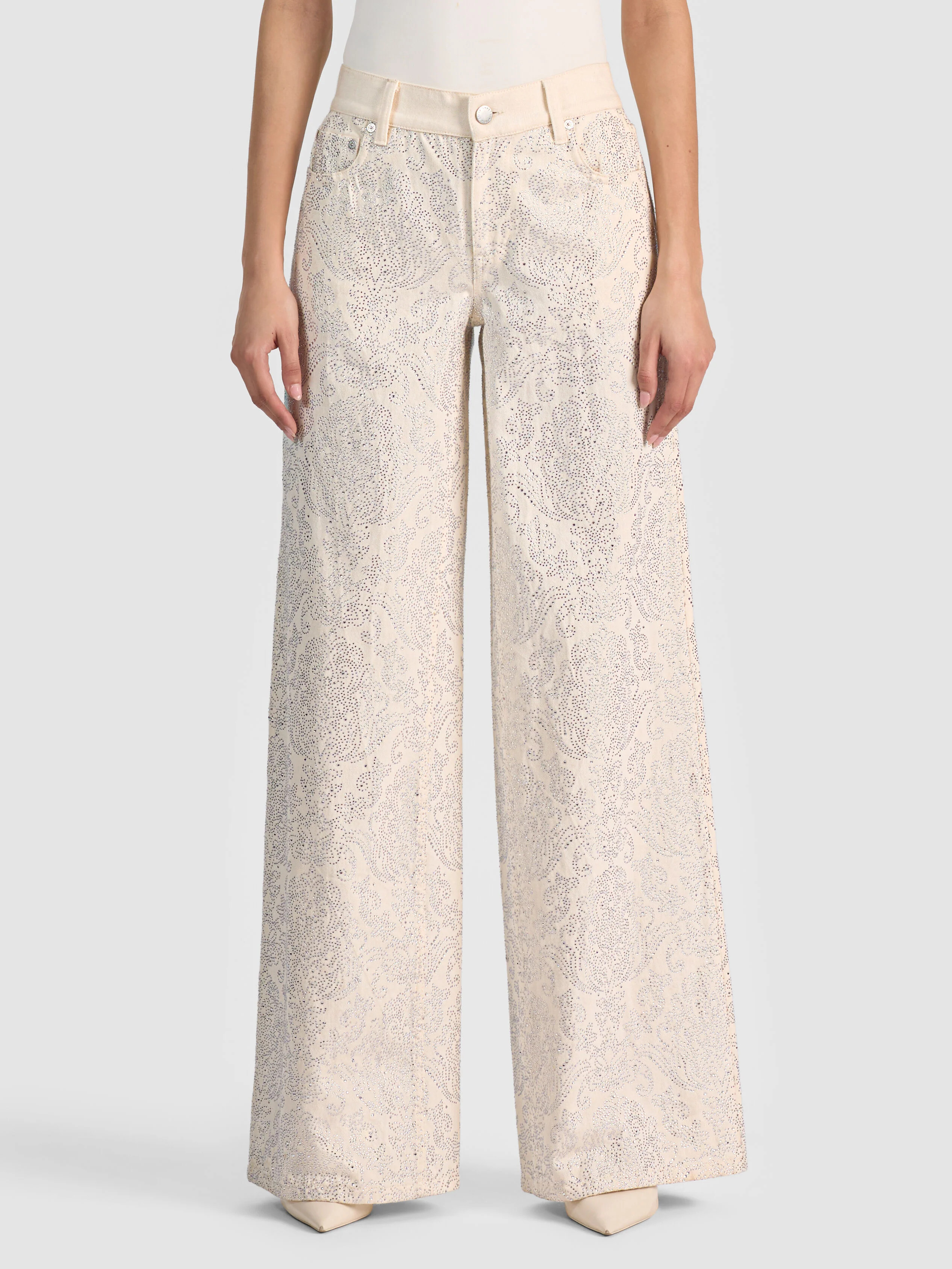 AMAZING EMBELLISHED JEAN in OFF WHITE/MULTI | ALICE + OLIVIA | Alice + Olivia