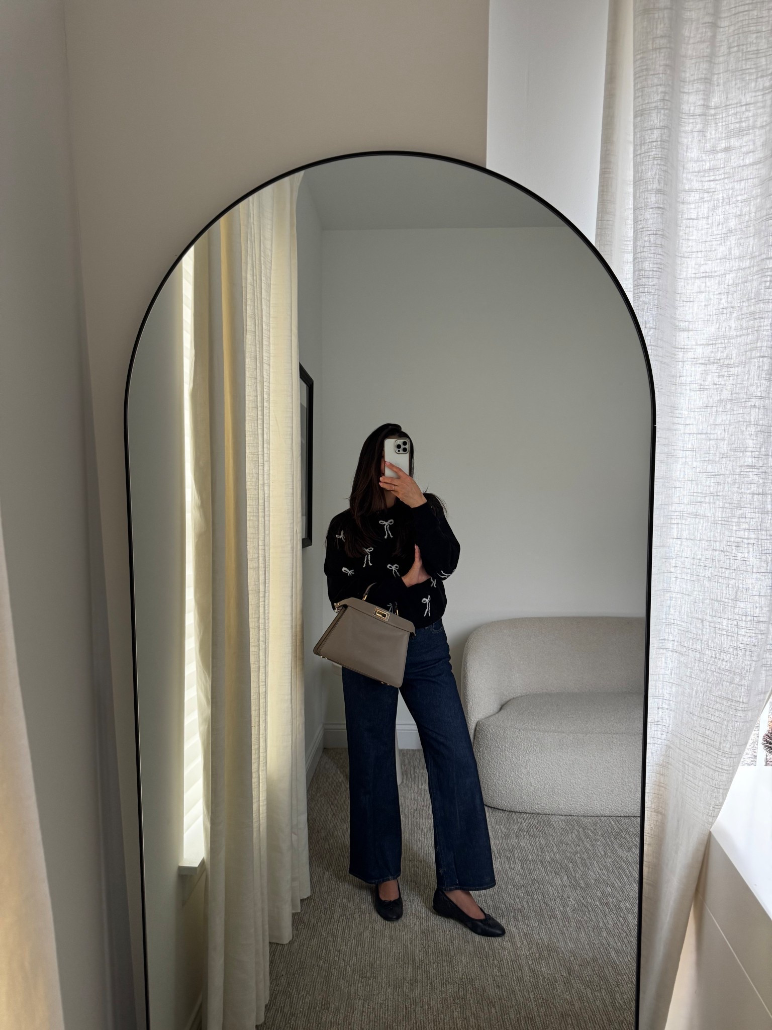 Wearing xs in sweater and 26 in denim 