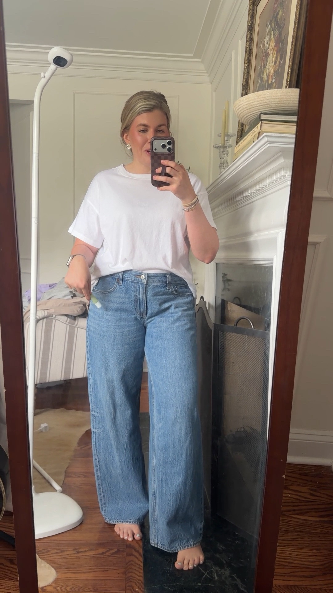 My go to comfortable jeans

#LTKmomlife #LTKootd #LTKMidsize