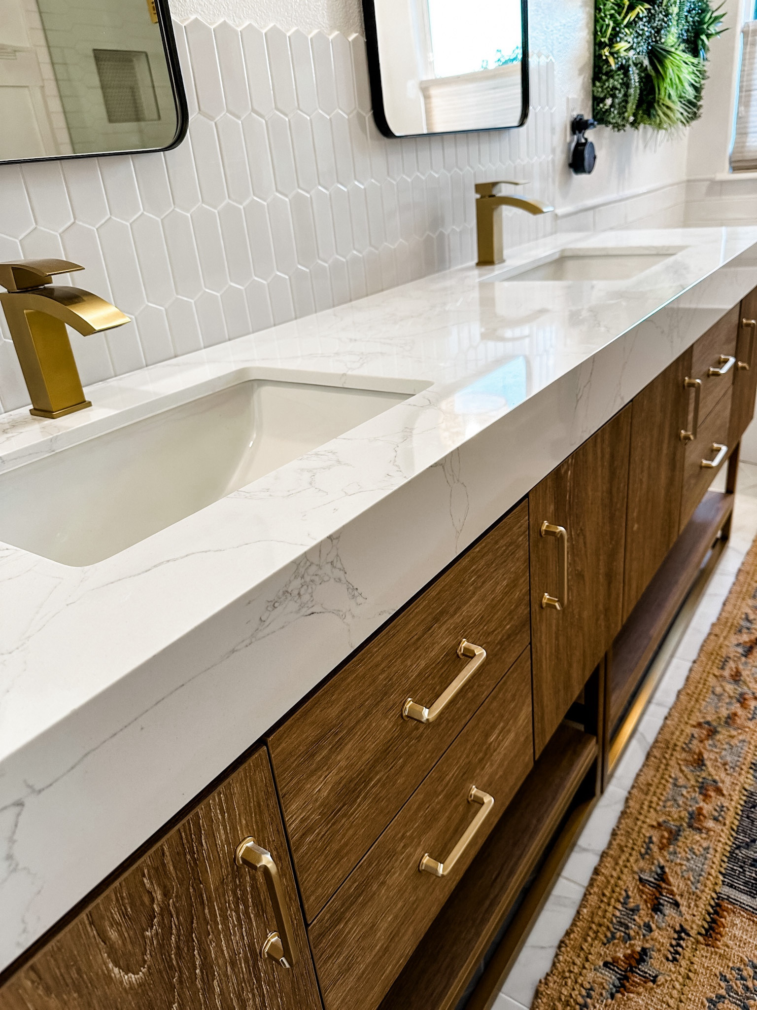 Bathroom Neutrally Natural.

#JKEHomeReset
#BrighamAveProject
#AmberGambleDesigns