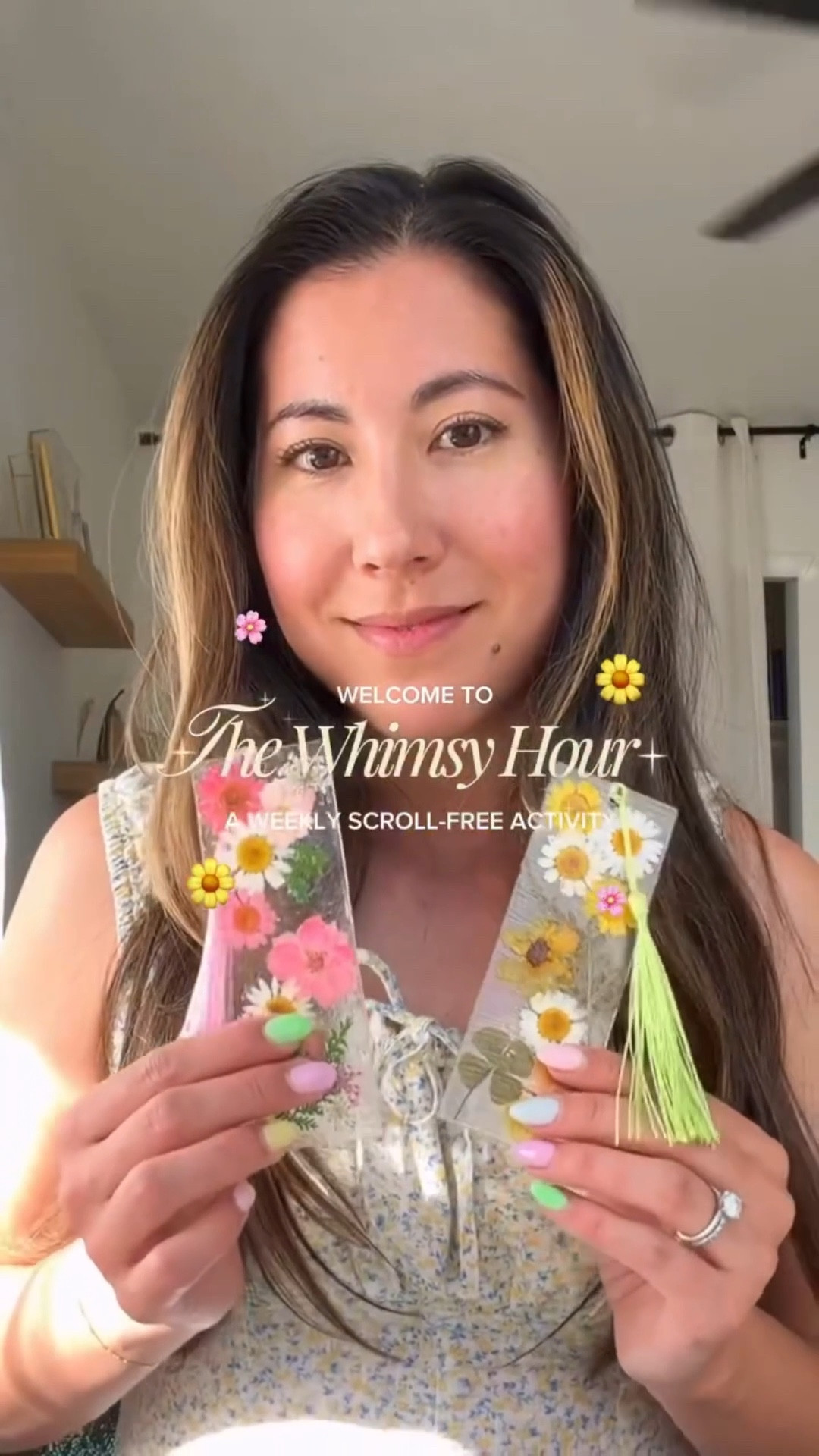 Everything you need for this cute and simple spring craft that’s perfect for handmade gifts (especially for your book club girlies!) 📚🌼