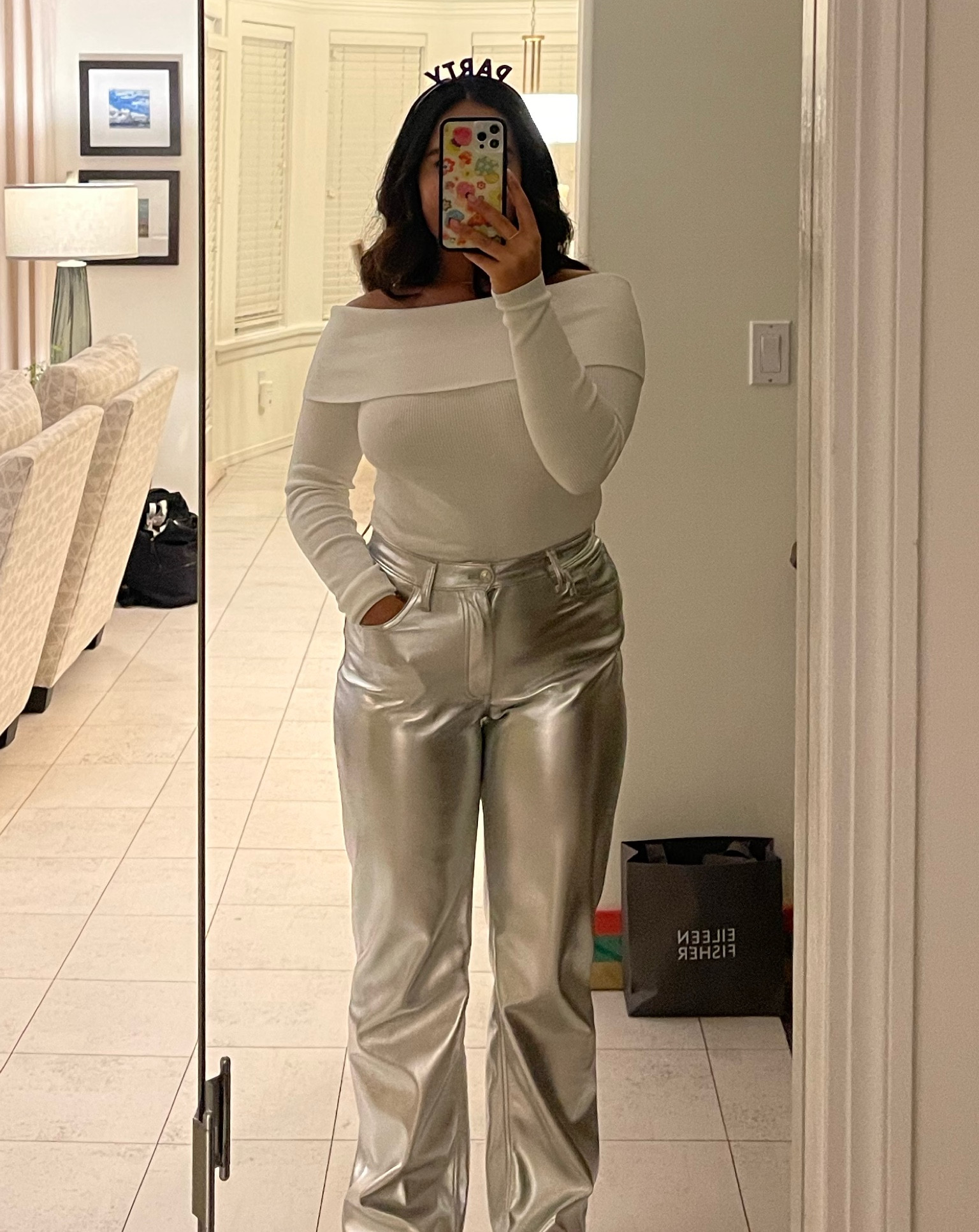 New Years Fit 🥂✨ #LTKfashion #newyearsinspo #offtheshouldertop #offtheshouldersweater

#LTKHoliday