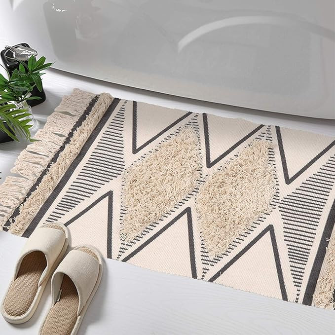 Tufted Cotton Area Rug 2' x 3', KIMODE Woven Fringe Throw Rugs Print Tassel Rugs Carpet Modern Ge... | Amazon (US)