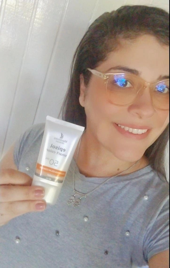 Meu queridinho e companheiro de todos os dias! Episol Smart Color! Protetor solar com cor! Uniformizador! 50 FPS

#LTKbrasil #LTKbeauty