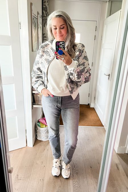 Ootd - Saturday. My new, fabulous Stygr bomber (can’t be linked here) over a basic beige sweater paired with grey Levi’s 501 jeans and chunky beige sneakers (Scapino), pearl necklace and pearl earrings. 



#LTKeurope #LTKover40 #LTKstyletip