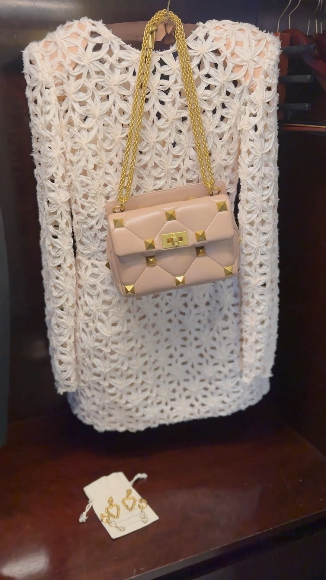 I can’t even begin to tell you guys how incredible this dress is - the lace, the structure, the feminine details, it has it all. 

And you already know how much wear I have gotten out of these timeless Valentino pieces.

#LTKwedding #LTKbrasil #LTKworkwear