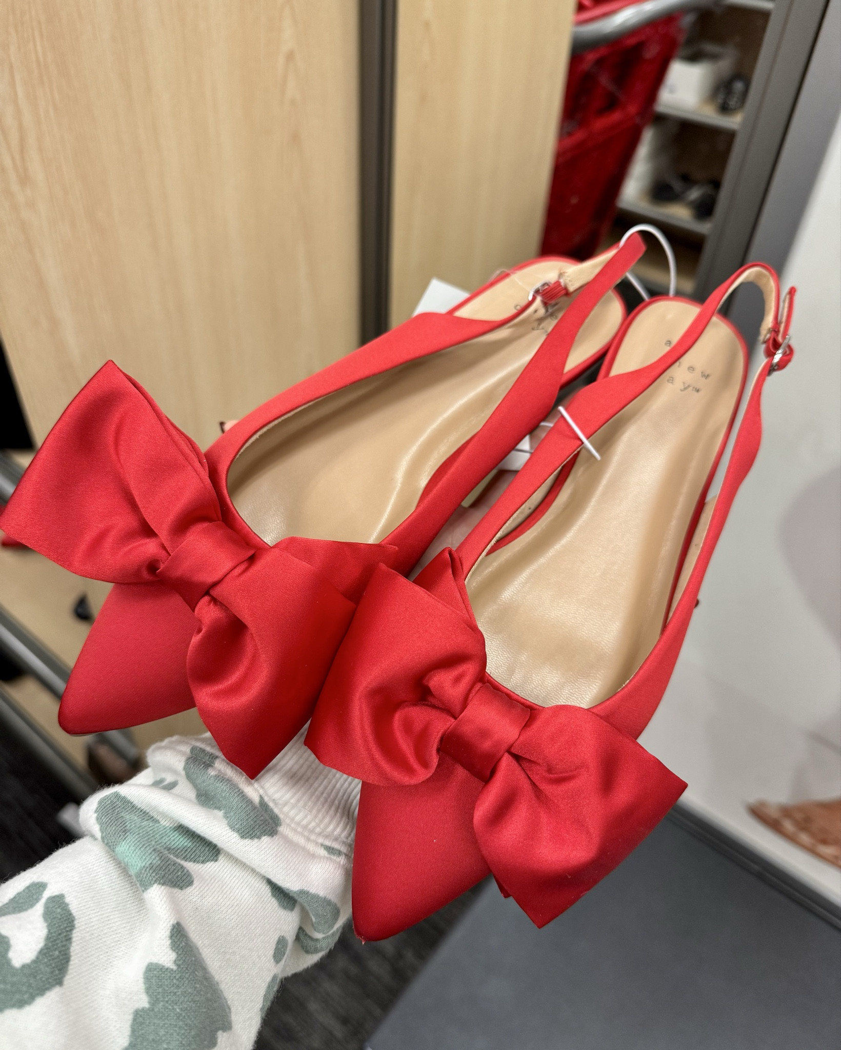 Holiday Shoes

#LTKGiftGuide #LTKShoeCrush #LTKHoliday