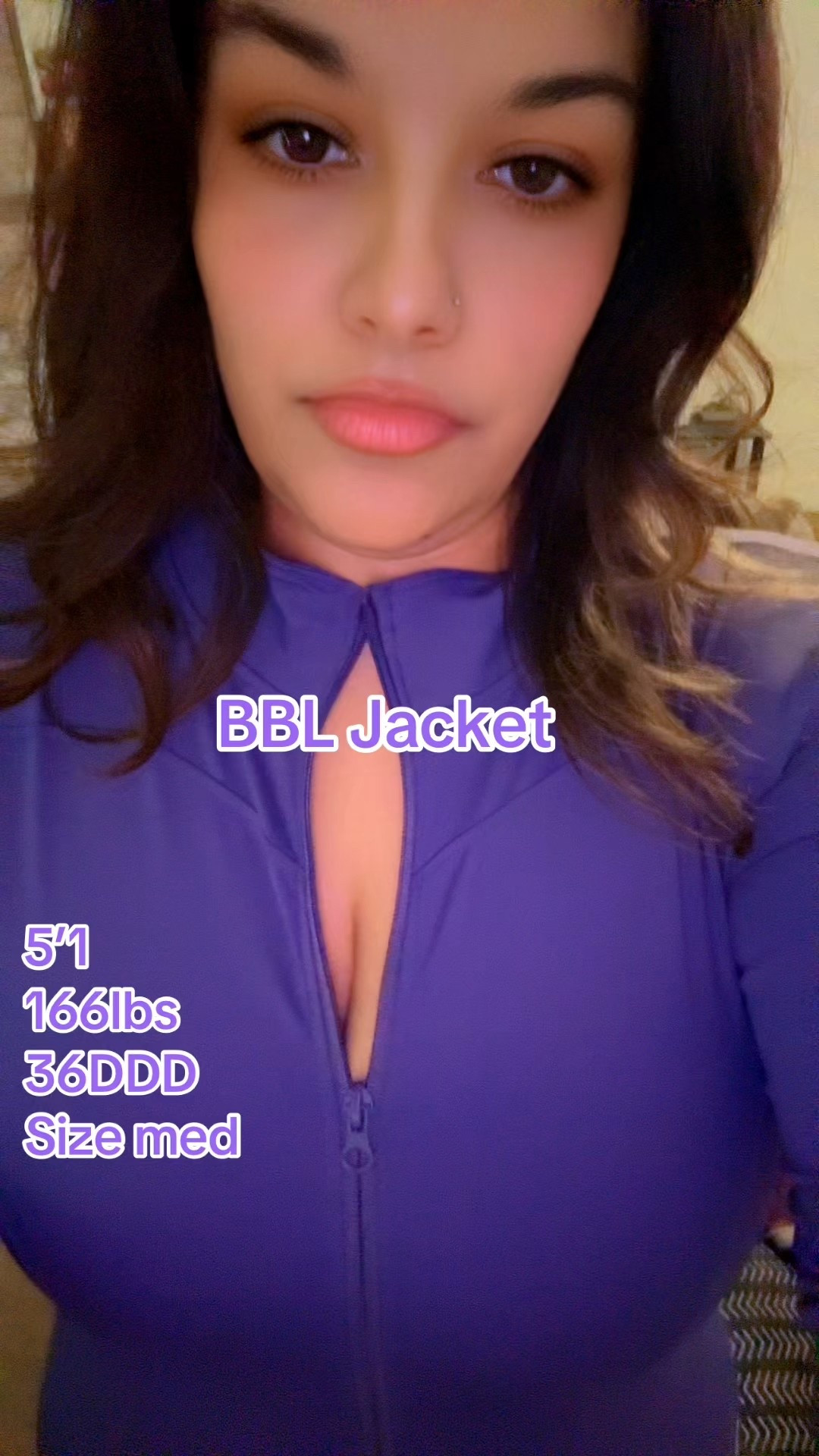 🔥 The jacket that SNATCHED my waist and leveled up my whole fit 👀💃 Zip it up and instantly get that look. The solid BBL jacket is giving gym-to-street vibes ✨

#LTKSaleAlert #LTKActive