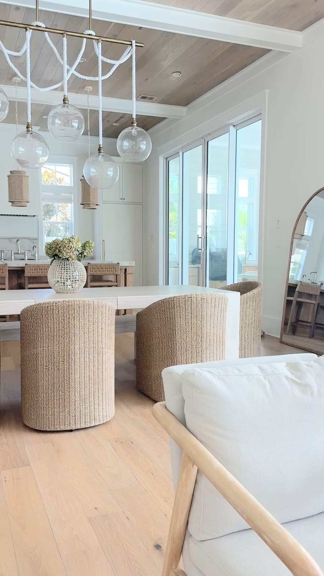 Living room kitchen dining room 

#LTKHome #LTKStyleTip