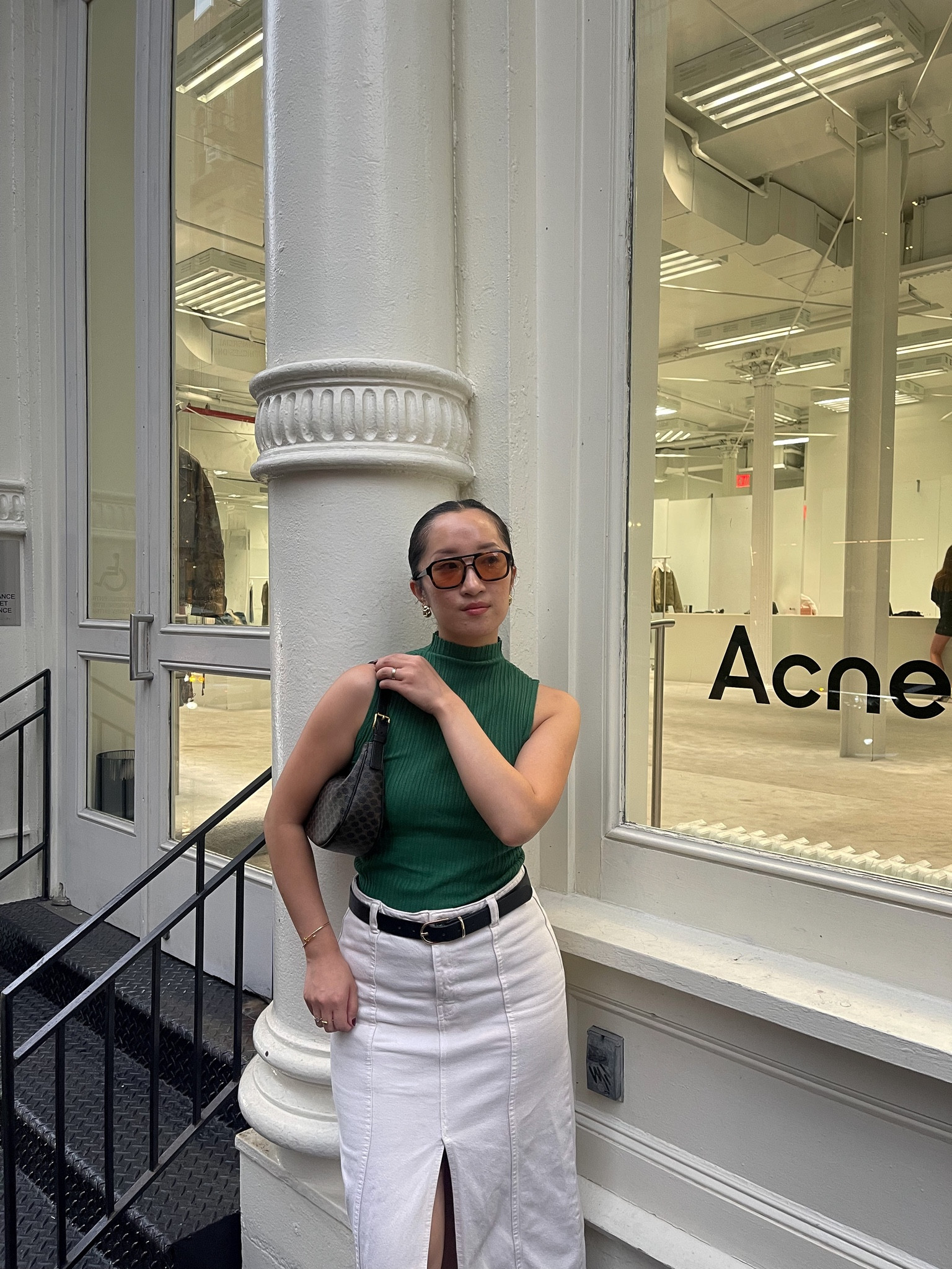 Pop of green 💚 #NYFW