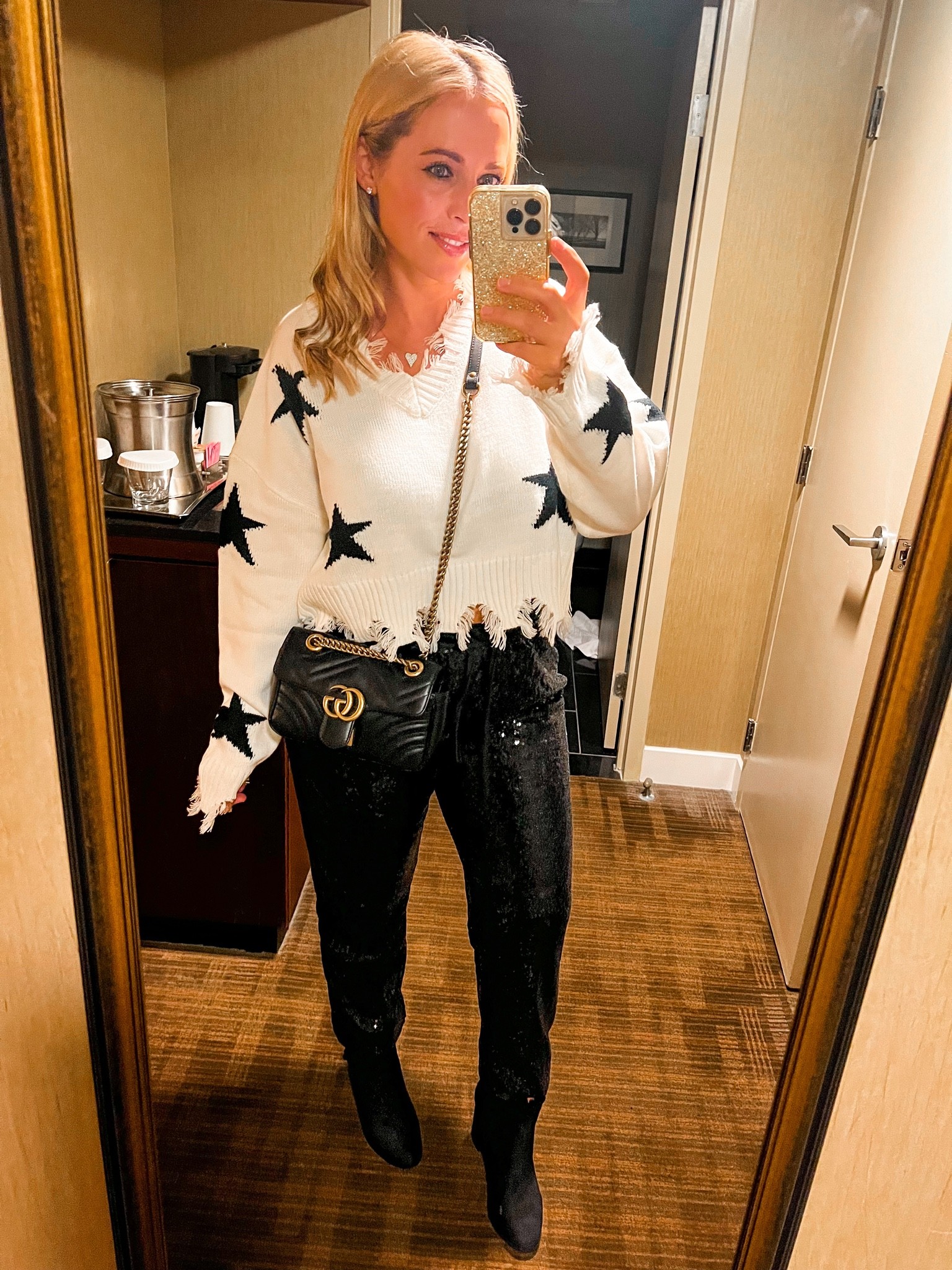 Date night 

#LTKunder50 #LTKSeasonal #LTKitbag