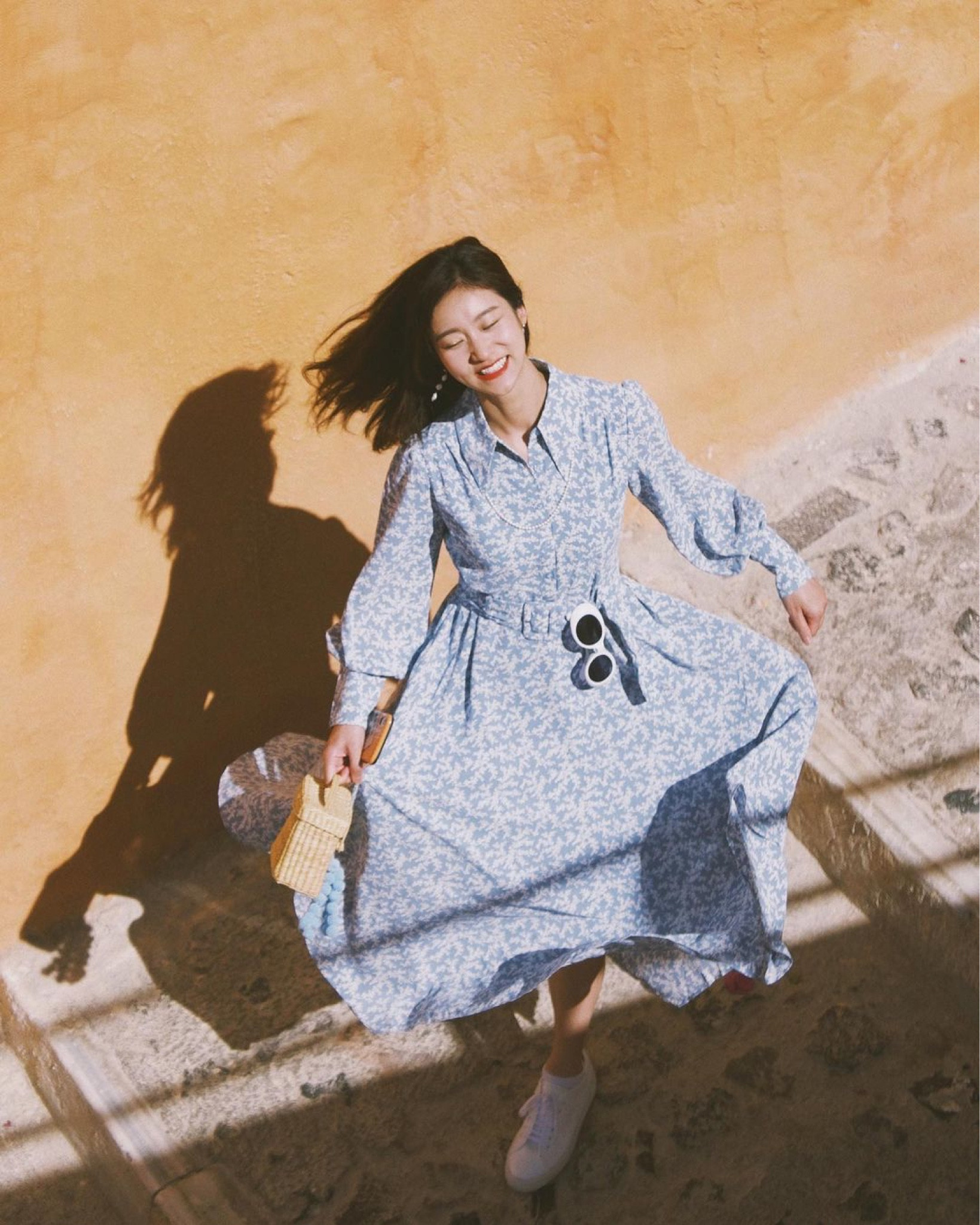 笑开花，我和摄影师说你想像一下音乐之声里的玛丽亚老师，他get了
#LTKchina #LTKasia

#LTKstyletip #LTKshoecrush #LTKfit