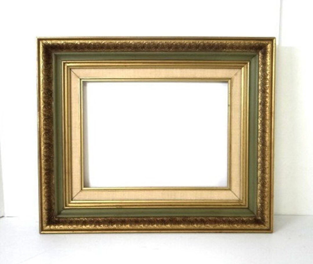 Midcentury Gold Vintage 9x12 Wood Frame Gold Gilt Green 17-inch Ornate Picture Portrait Frame 60s... | Etsy (US)