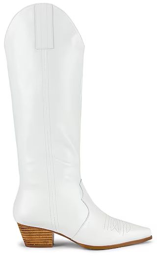 Topaz Boot in White | Revolve Clothing (Global)