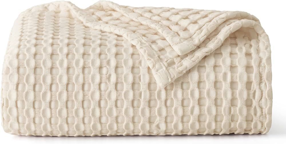 Bedsure Cooling Cotton Waffle Weave Blanket - Lightweight Breathable Blanket of Rayon Derived fro... | Amazon (US)