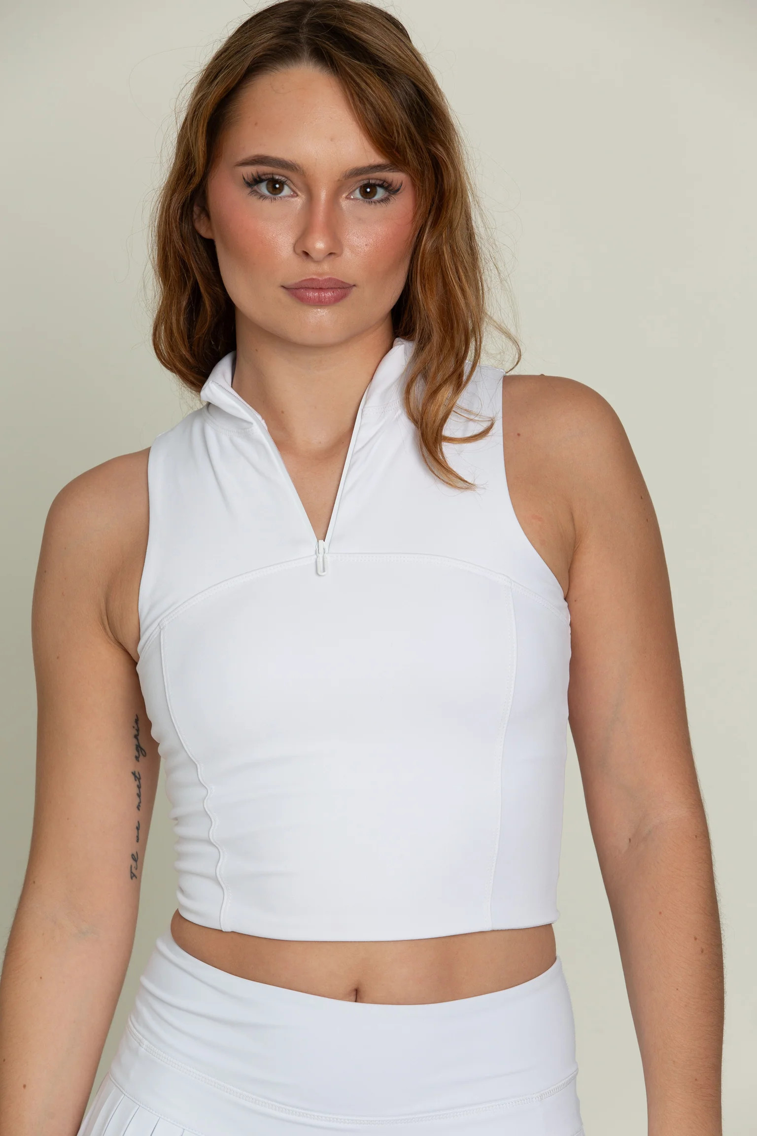 White Day to Night Quarter-Zip Top | Gold Hinge