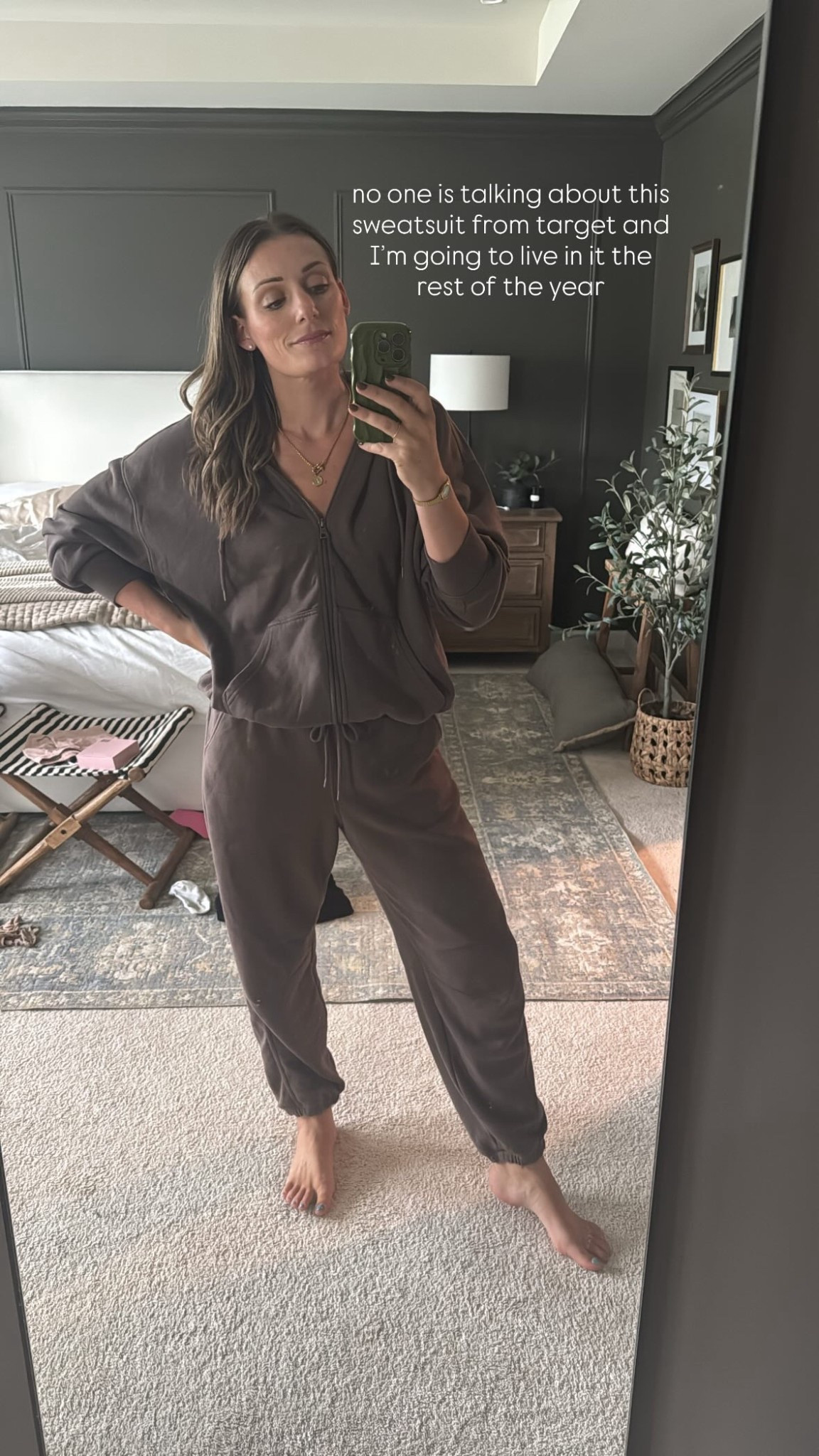 The sweatsuit that (fall) dreams are made of

#LTKFindsUnder50 #LTKStyleTip #LTKSeasonal