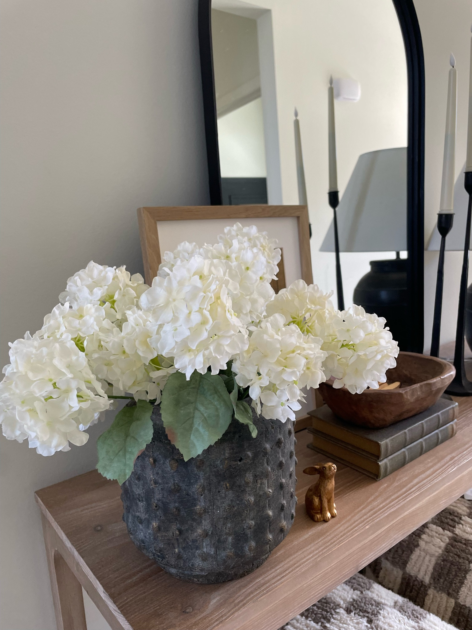 Happy Spring!

Love these blooms - on sale at Michaels for $5!

Spring stems, spring floral, spring decor, stems, console decor, console florals, flowers, hydrangeas, vases, pots

#LTKhome #LTKfindsunder50 #LTKSeasonal