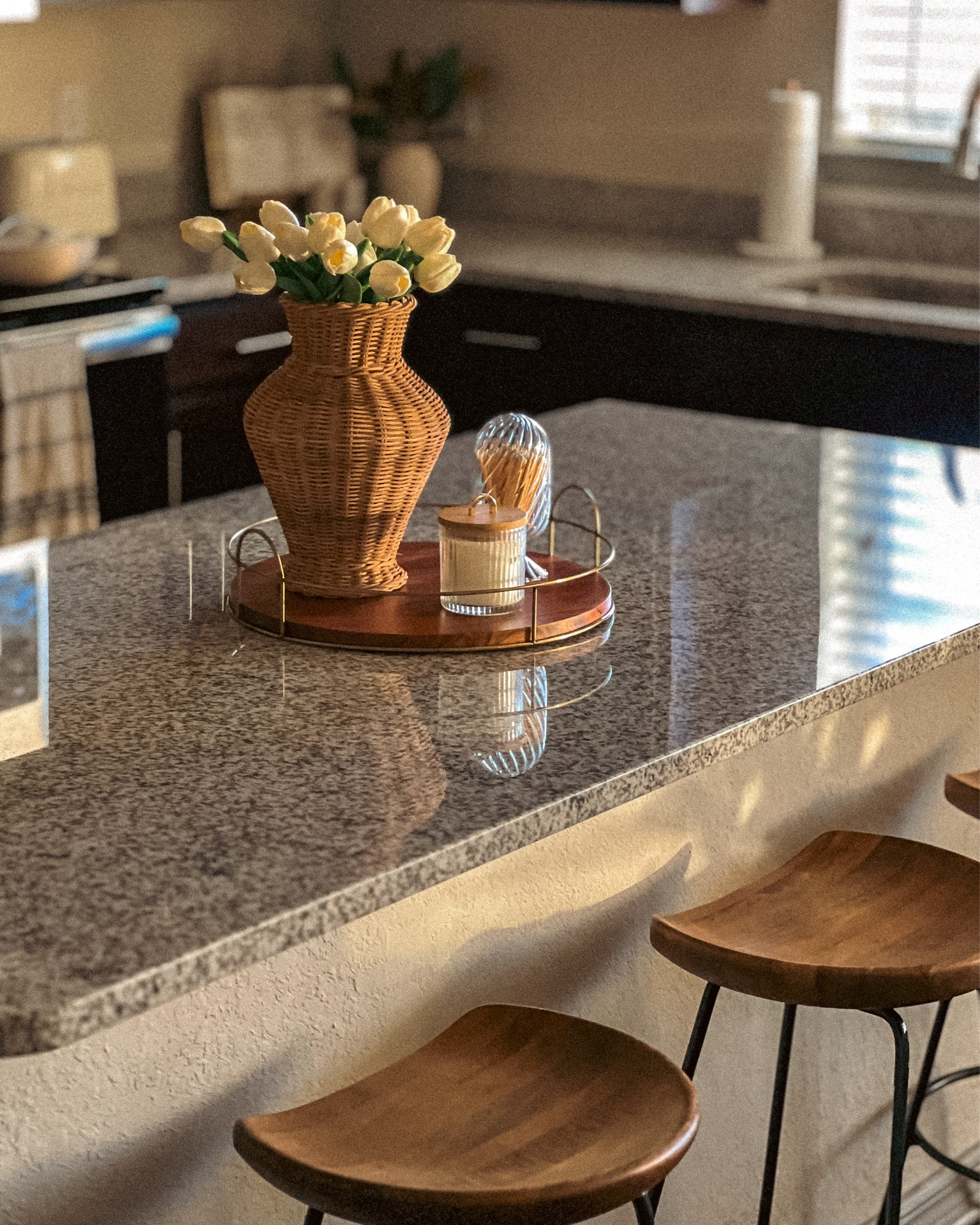 Apartment decorating, apartment decor, apartment aesthetic, apartment decorating on a budget, decor inspiration, cozy home, kitchen island, kitchen decor, cozy kitchen, kitchen bar stools, counter stools 

#LTKhome #LTKsalealert