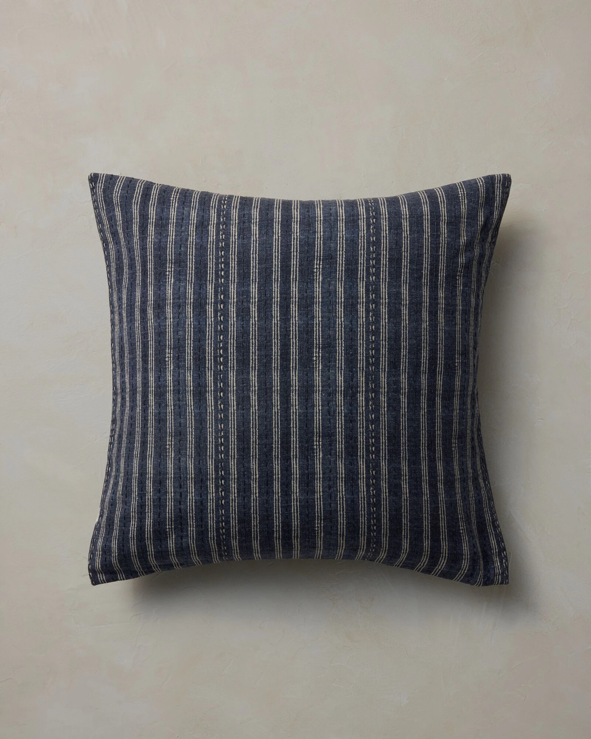 Onda Pillow | Joon Loloi | Joon Loloi