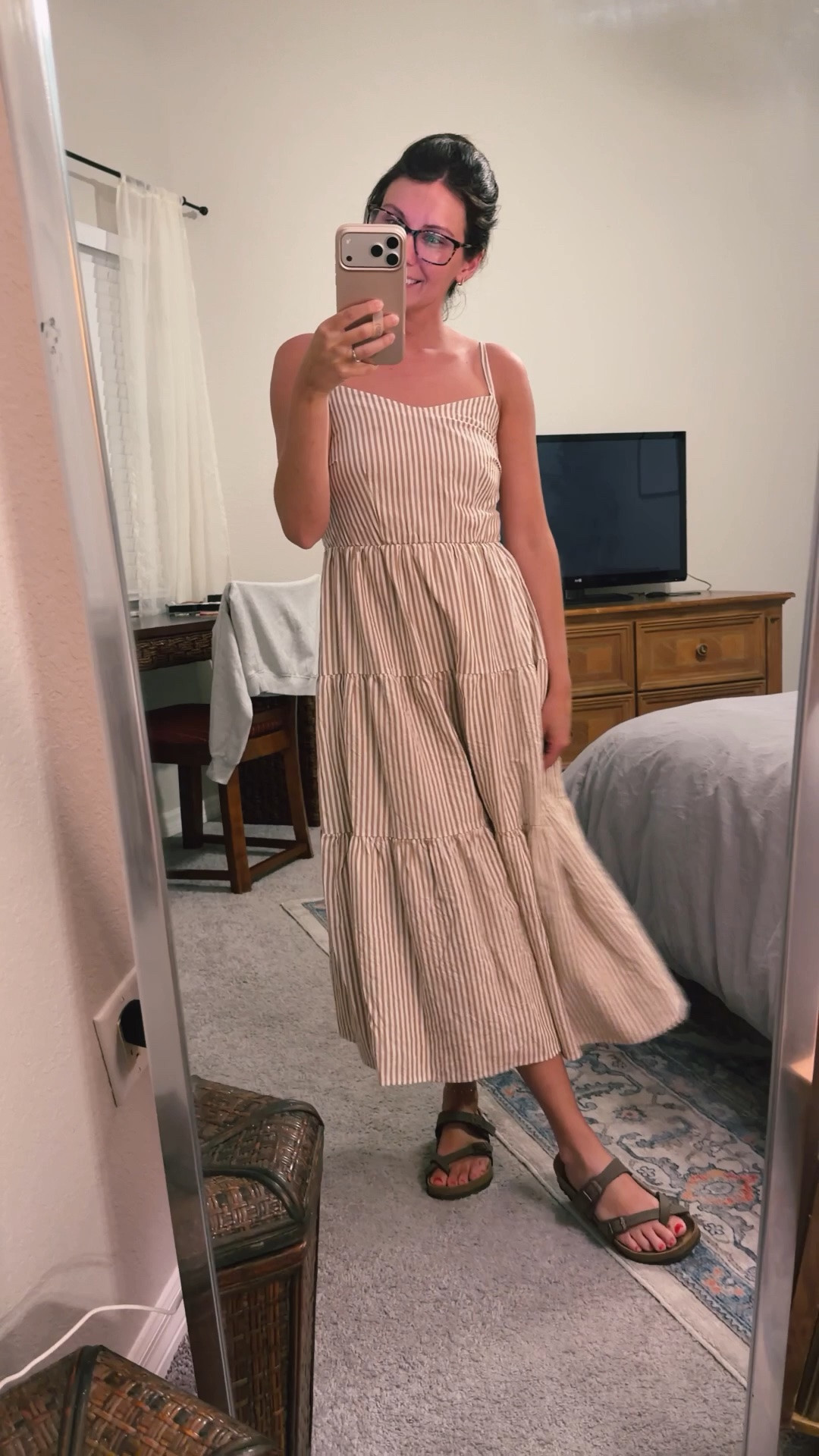 xs in my dress and 36 in my Birkenstock sandals 🤎

#LTKgrwm #LTKPetite #LTKootd