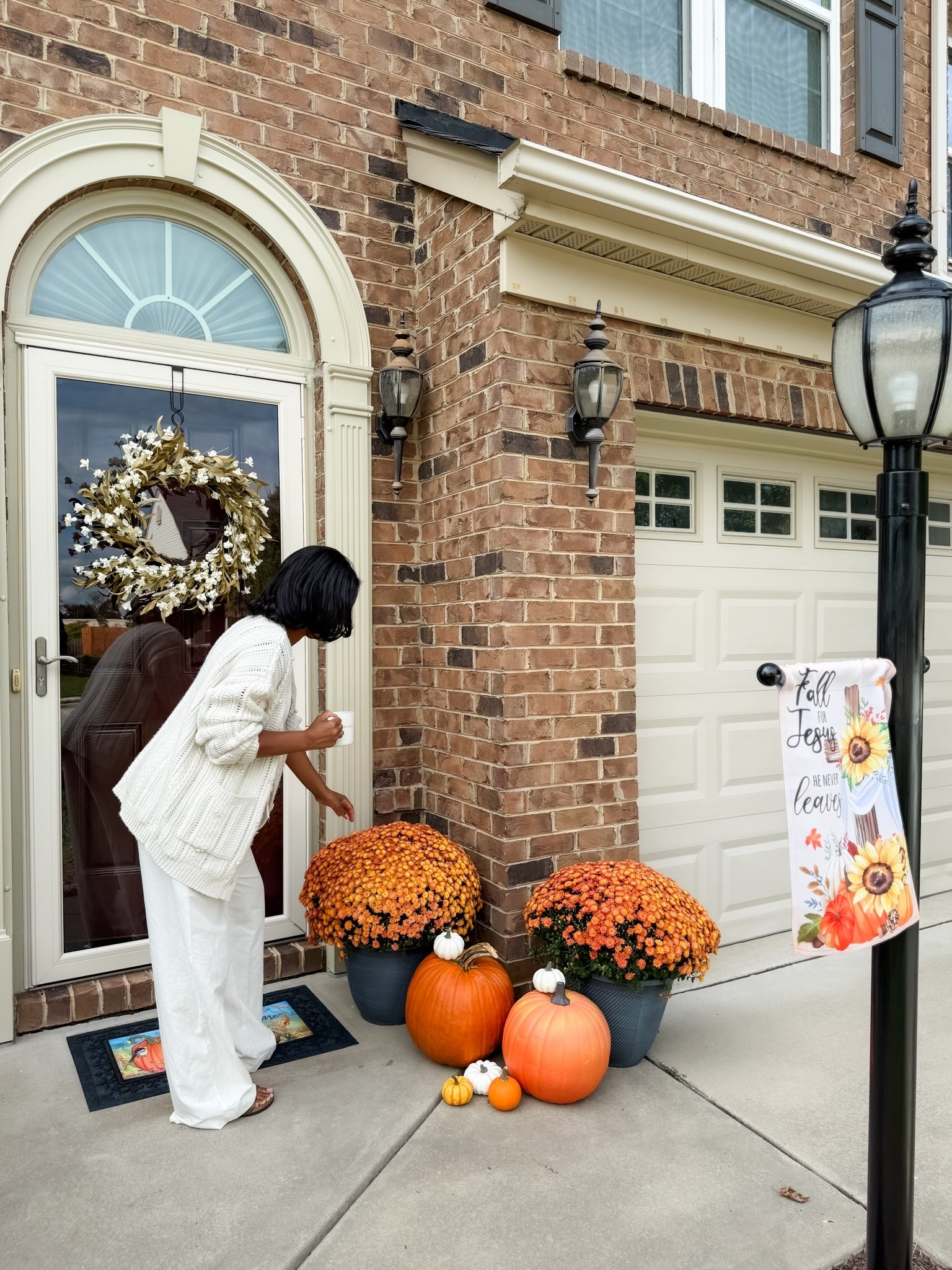 Fall porch decor 

#LTKHome