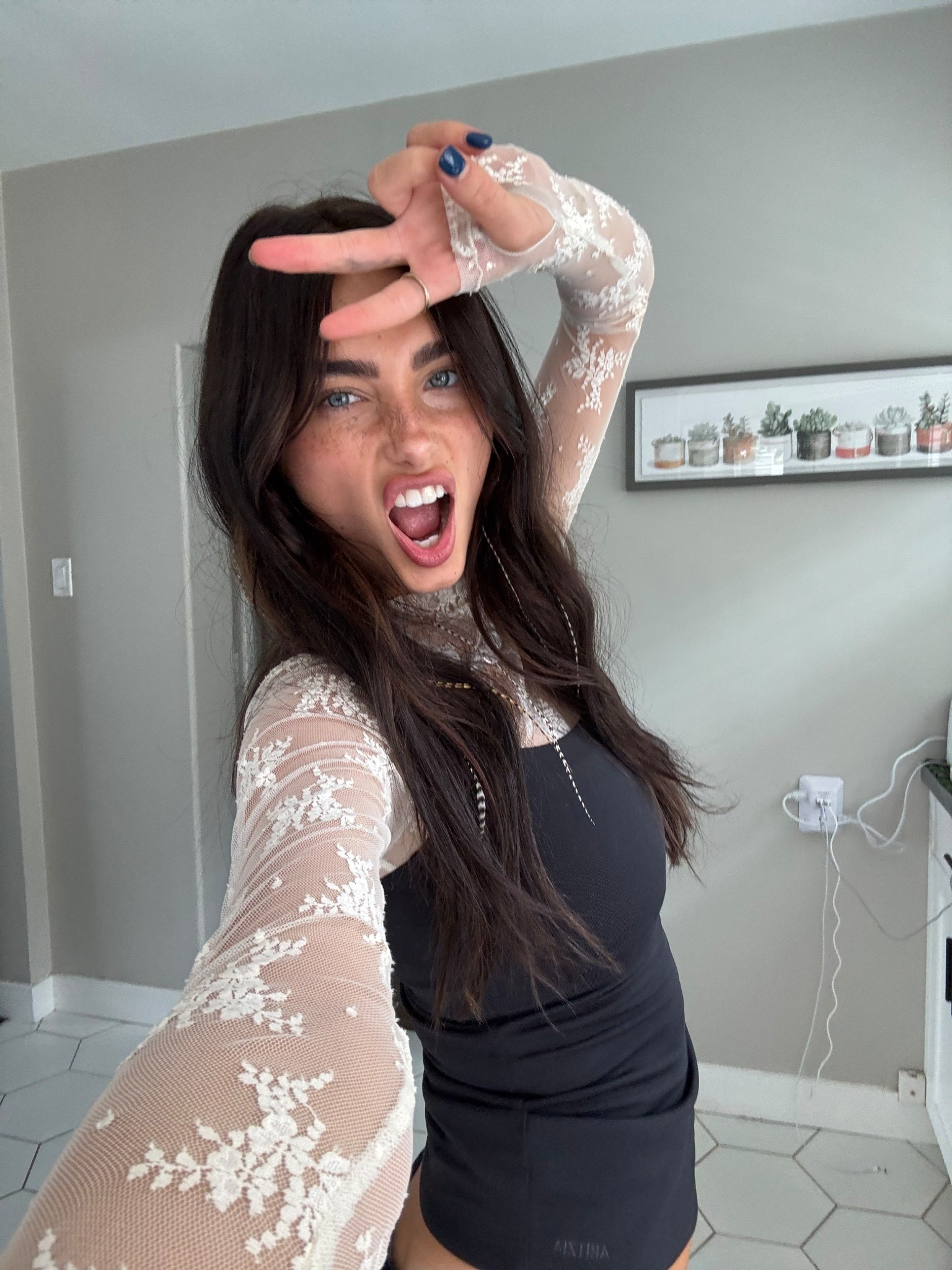 Second fit from wildbird shoot!!🖤🤍

#LTKBeauty #LTKBaby #LTKStyleTip