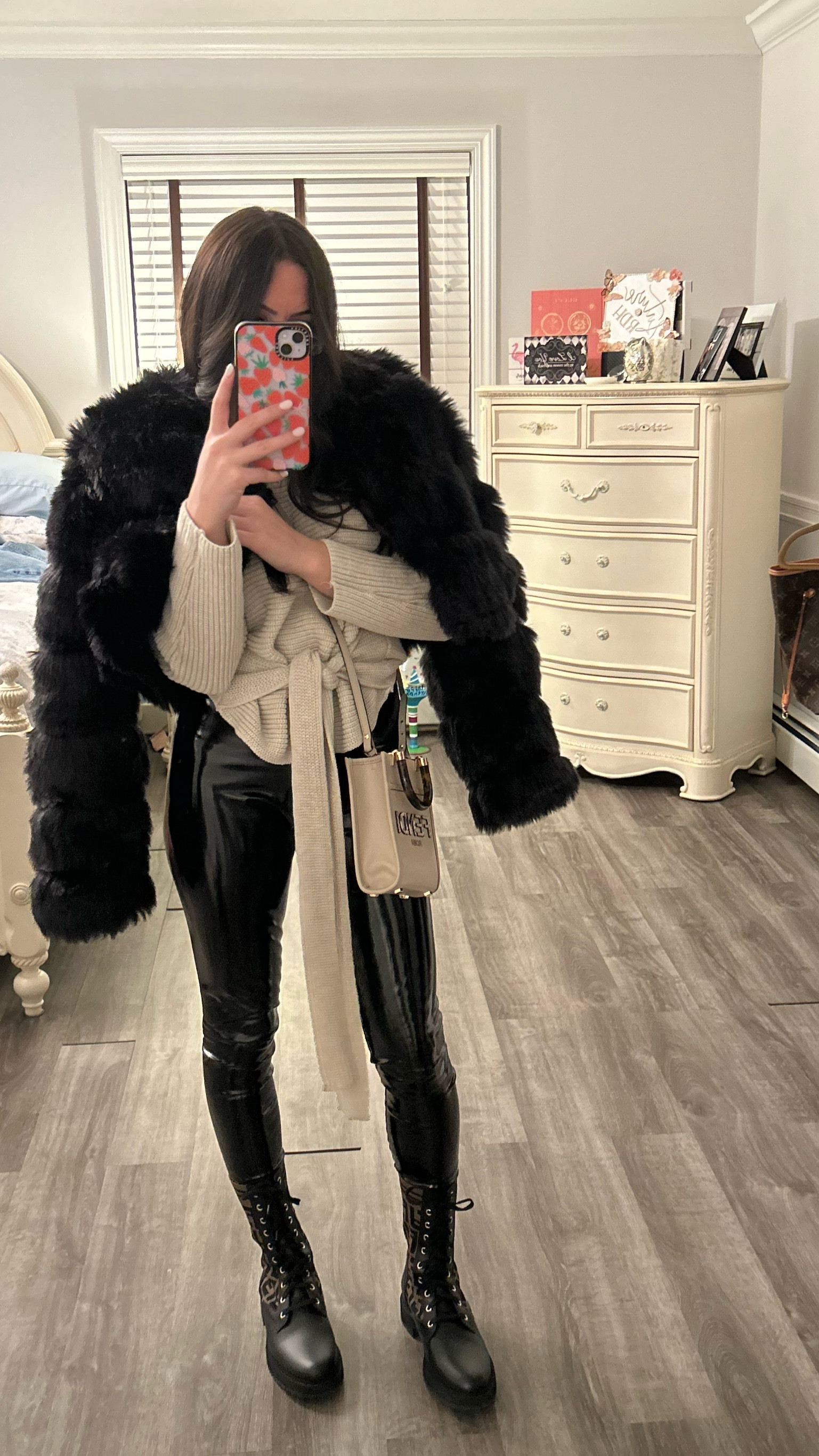 comfy chic winter outfit🤍

#LTKSeasonal