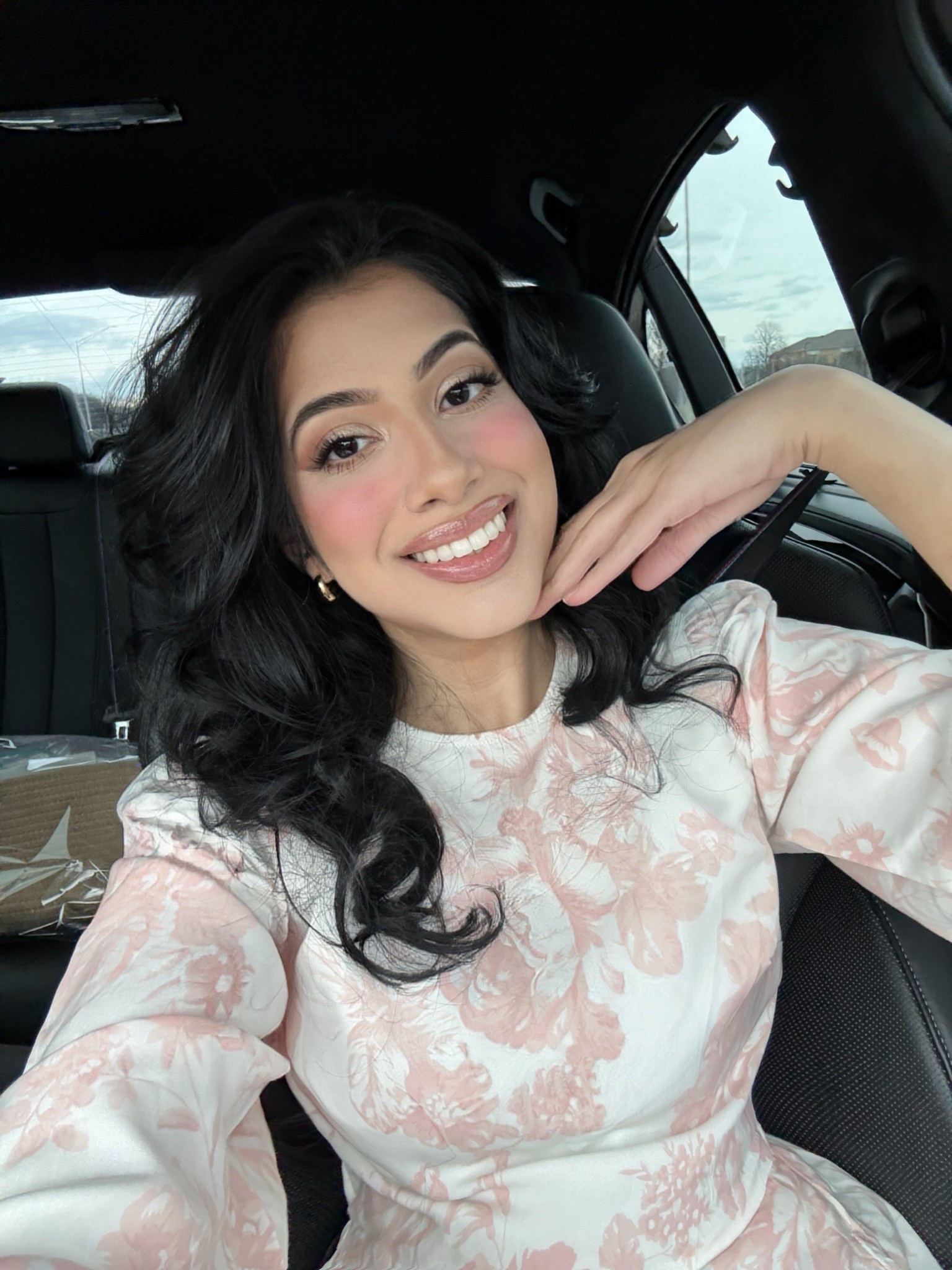 The Sephora Sale is in full swing so here is the Ultimate Makeup List for this exact look I’m wearing! The most seamless and full coverage makeup that lasted my all day without any creasing or peeling!!! Felt like an actual MUA doing her artistry and hair like this! Love it so much! 💖

#LTKBeauty #LTKStyleTip #LTKSaleAlert