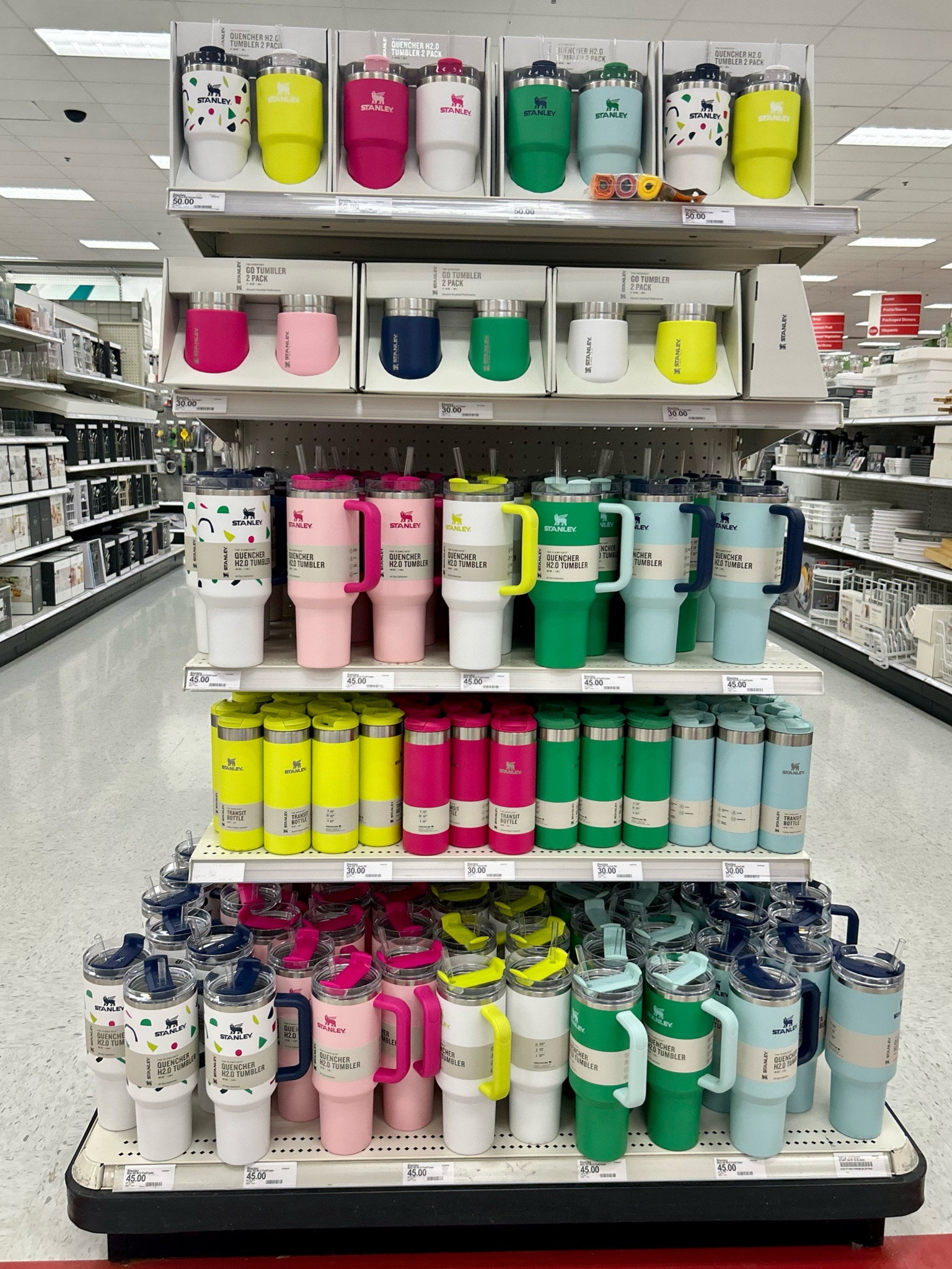 run to target 😳 Stanley cup at target, target finds, perfect stocking stuffer / gift 

#LTKHolidaySale #LTKHoliday #LTKGiftGuide