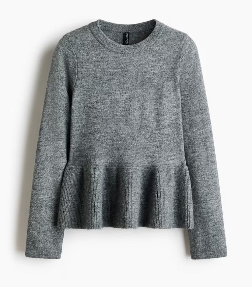 I love this peplum sweater, it would pair so with jeans or trousers and boots.  Dress it down for a casual dinner or up for Christmas dinner. 


#handm #peplum #peplumsweater #holidayparty #holidaysweater #LTKU #LTKOver40 

#LTKHoliday #LTKFindsUnder50 #LTKU