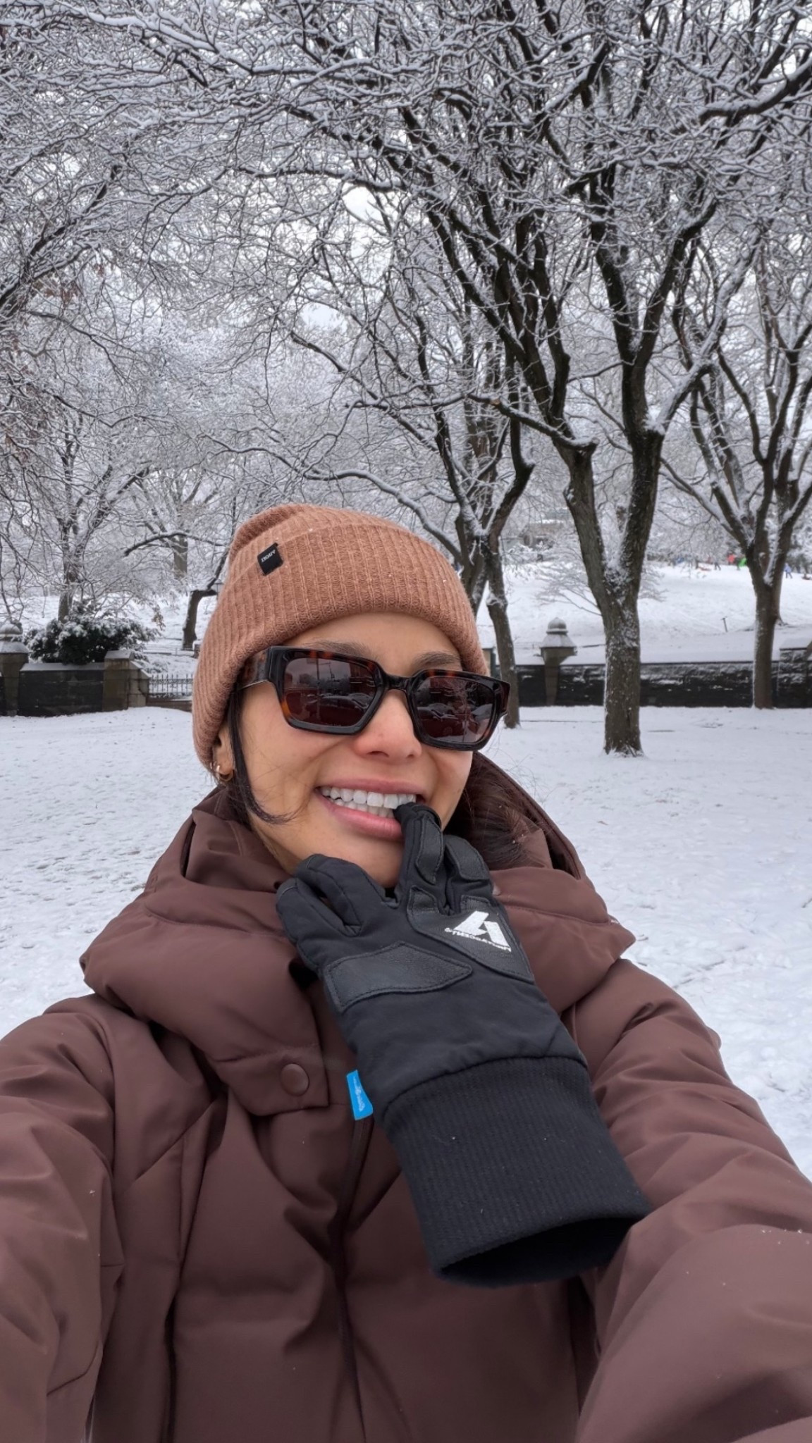 Snow day ❄️✨



#LTKootd #LTKFindsUnder100 #LTKHoliday