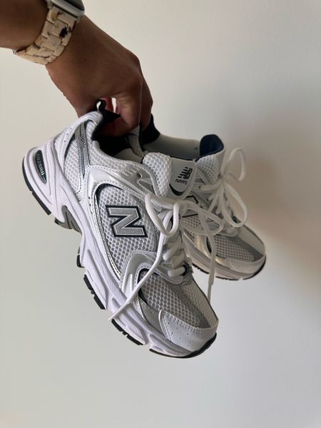 Sized down to a 5.5 for these. So comfortable and totally worth the $$$!!!


New balance 530, new balance shoes, new balance for women, women’s shoes, women’s new balance, women’s sneakers, mom sneakers, Mother’s Day, maternity , summer outfit, summer style 

#LTKfindsunder100 #LTKshoecrush #LTKActive