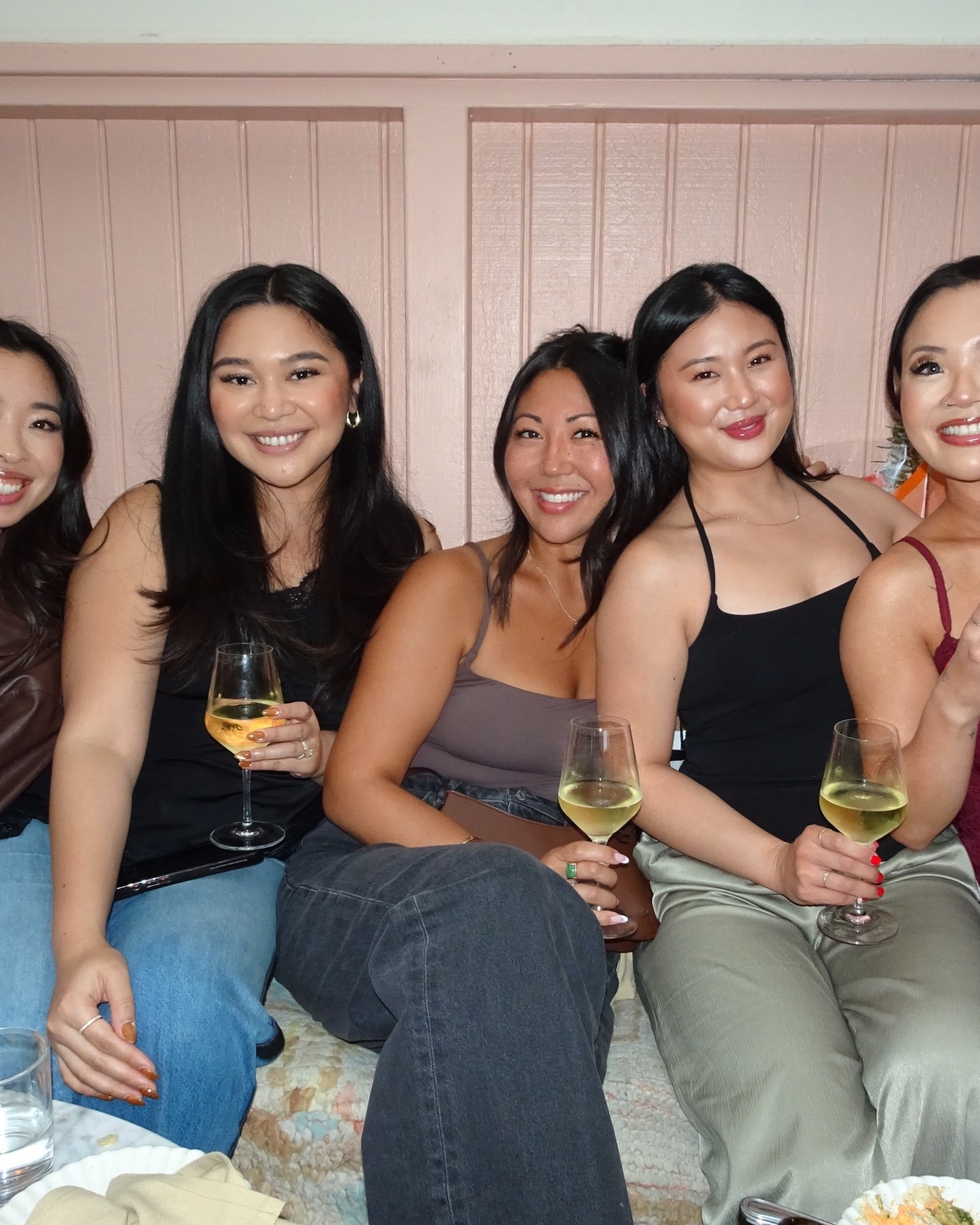 Basic affordable girls night / GNO / date night outfit 

#LTKgrwm #LTKootd #LTKMidsize