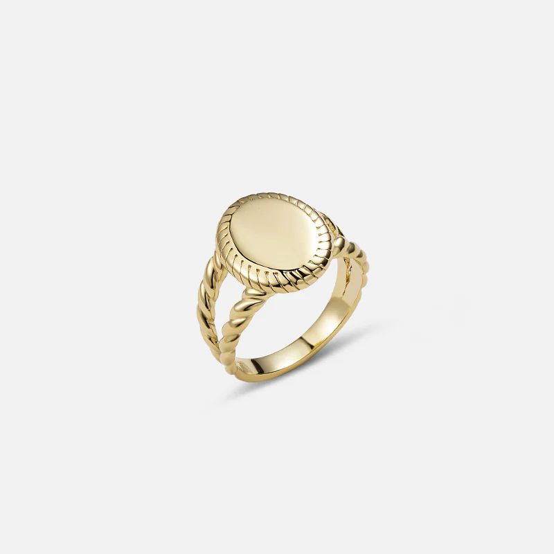 Rome Gold Ring | Victoria Emerson