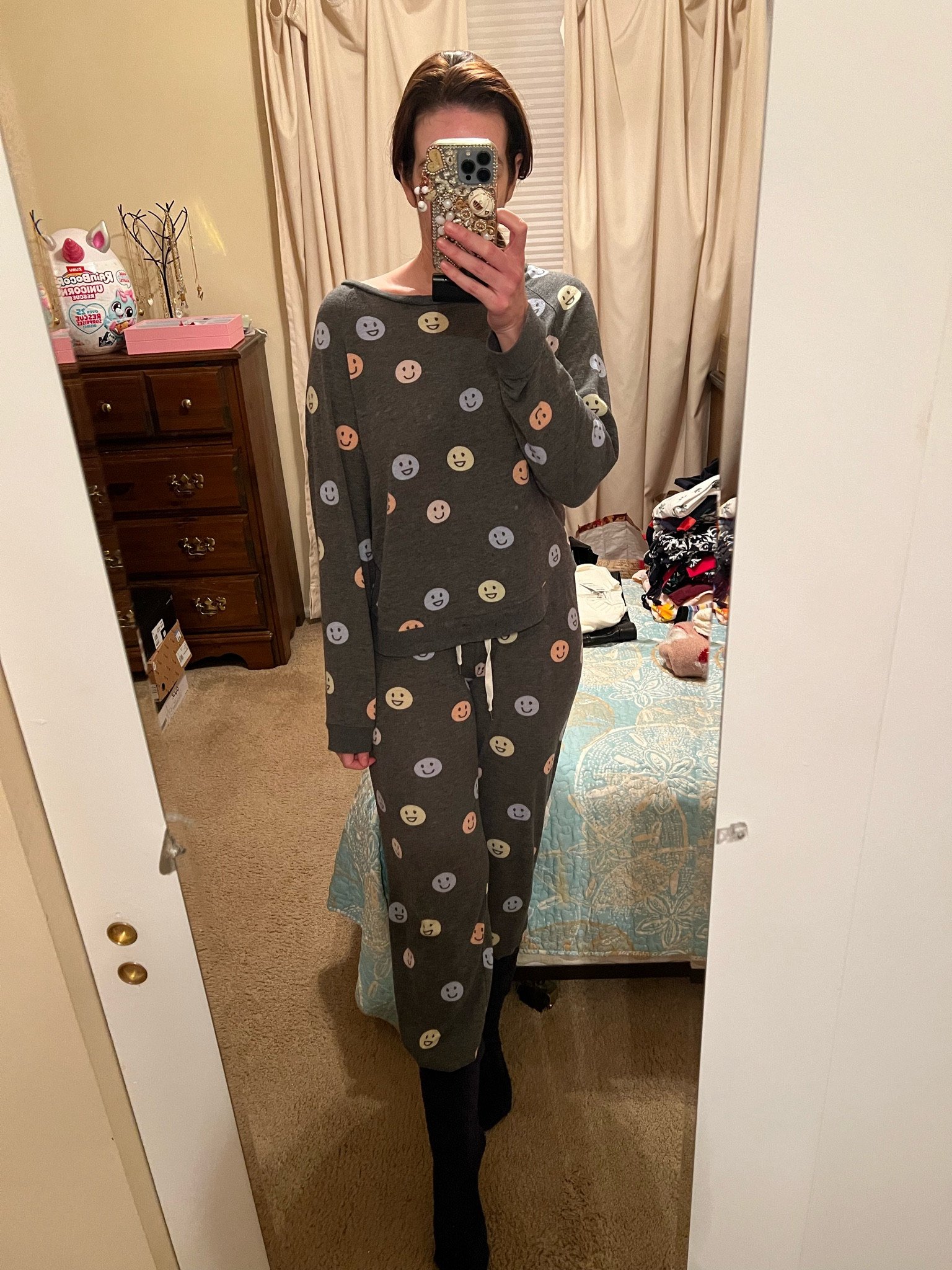 Gray smiley face pajamas (small). #pajamas #smileyfacepajamas #pjs #graypajamas #pajamaset #pjset 

#LTKGiftGuide #LTKStyleTip #LTKFindsUnder100