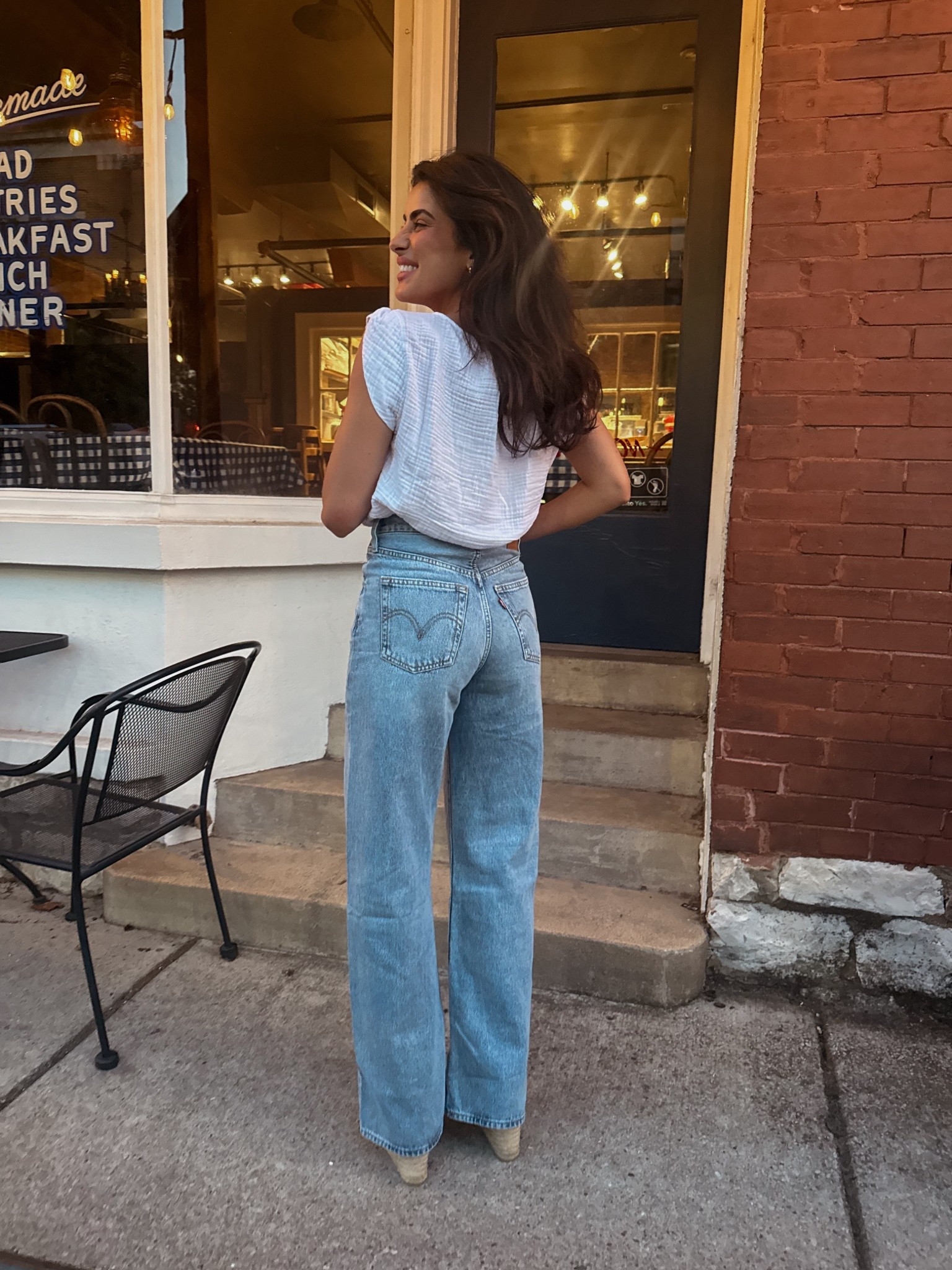 Love the fit of these jeans #levis#amazon
Levi’s Women's Ribcage Wide Leg Jeans

#LTKStyleTip #LTKFindsUnder100 #LTKautumn