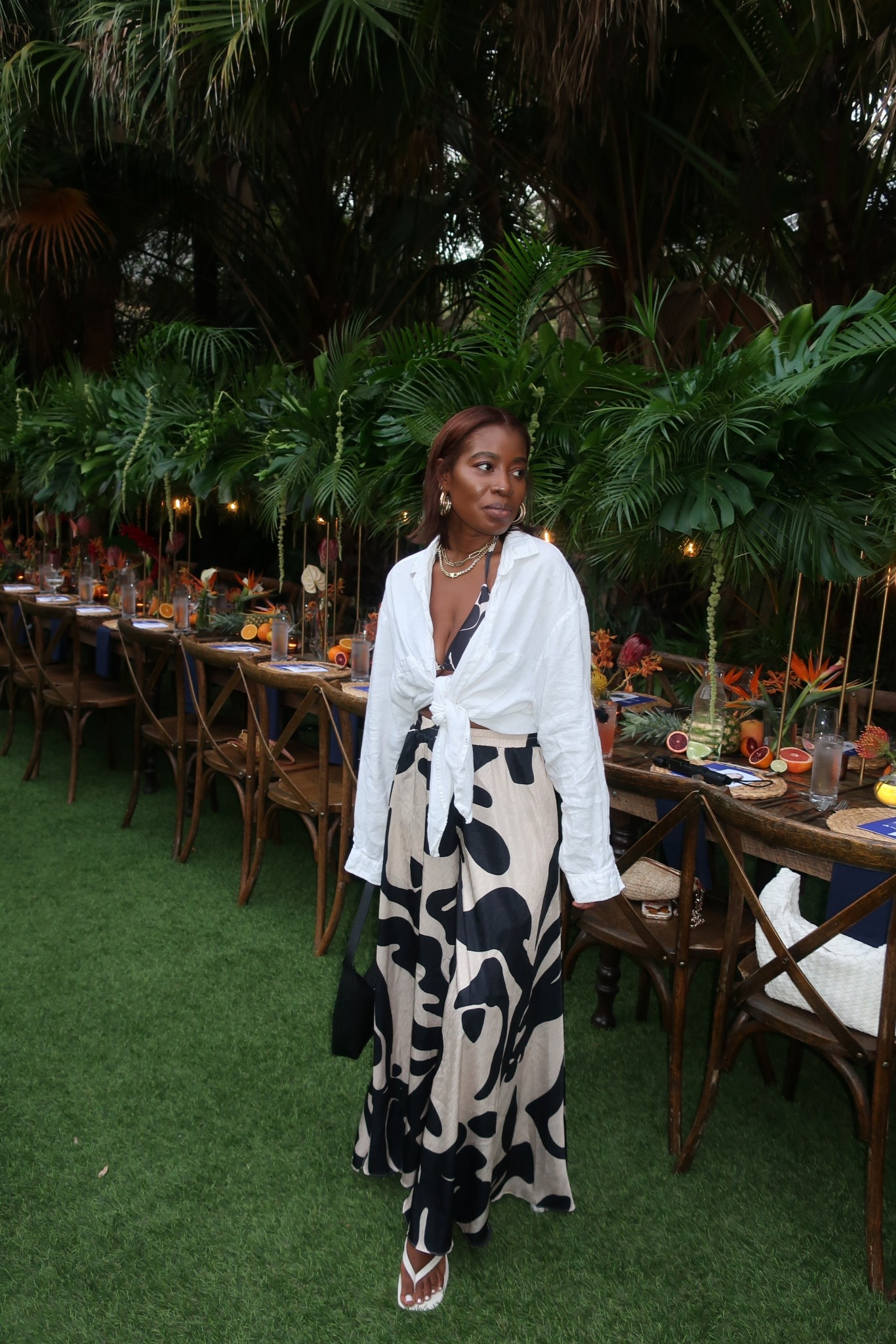 Printed black and white wide leg pants outfit 

#LTKSummerEdit #LTKTravel #LTKStyleTip