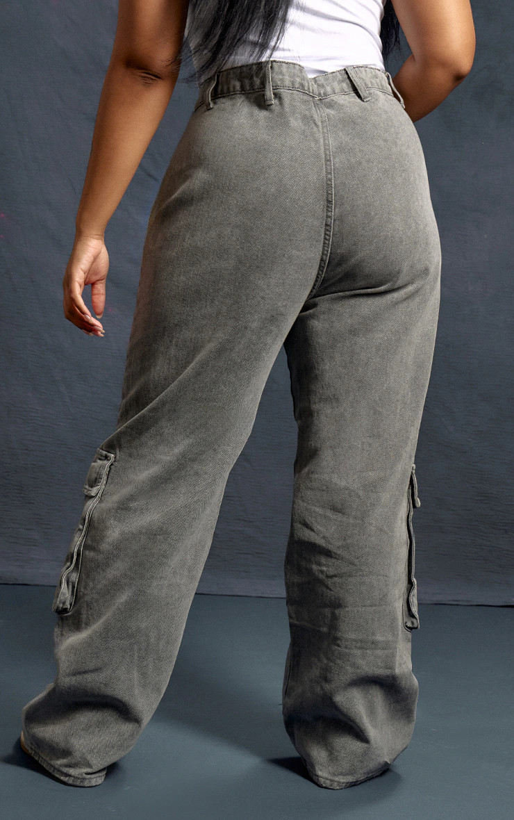 Plus Washed Grey Cargo Denim Jeans | PrettyLittleThing US